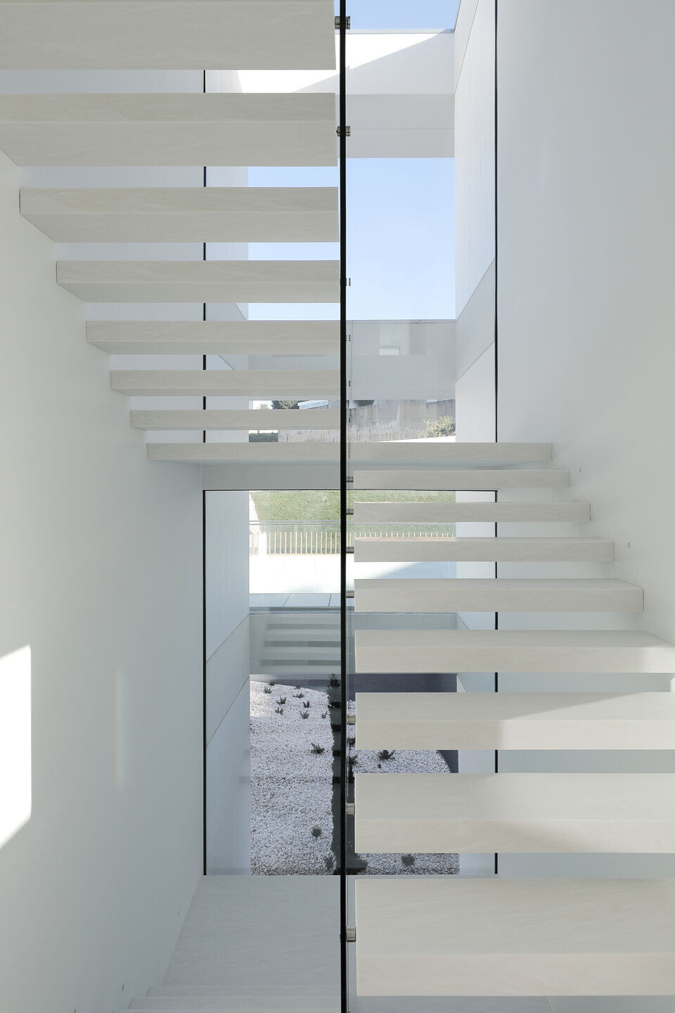 https://archello.com/story/134450/attachments/photos-videos/13 photo_credit Raulino Silva Arquitecto