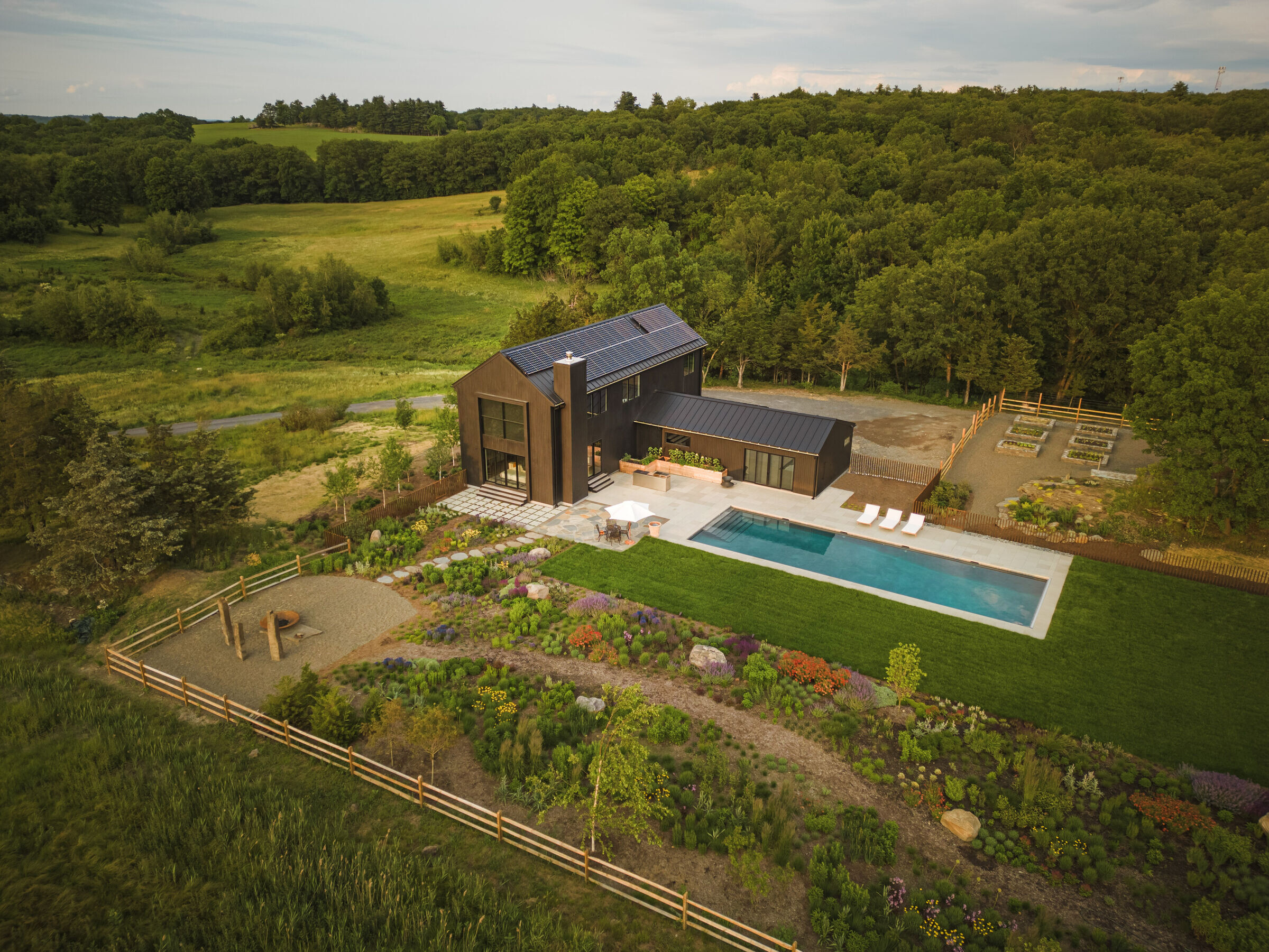 https://archello.com/story/134867/attachments/photos-videos/2 photo_credit Ethan Abitz