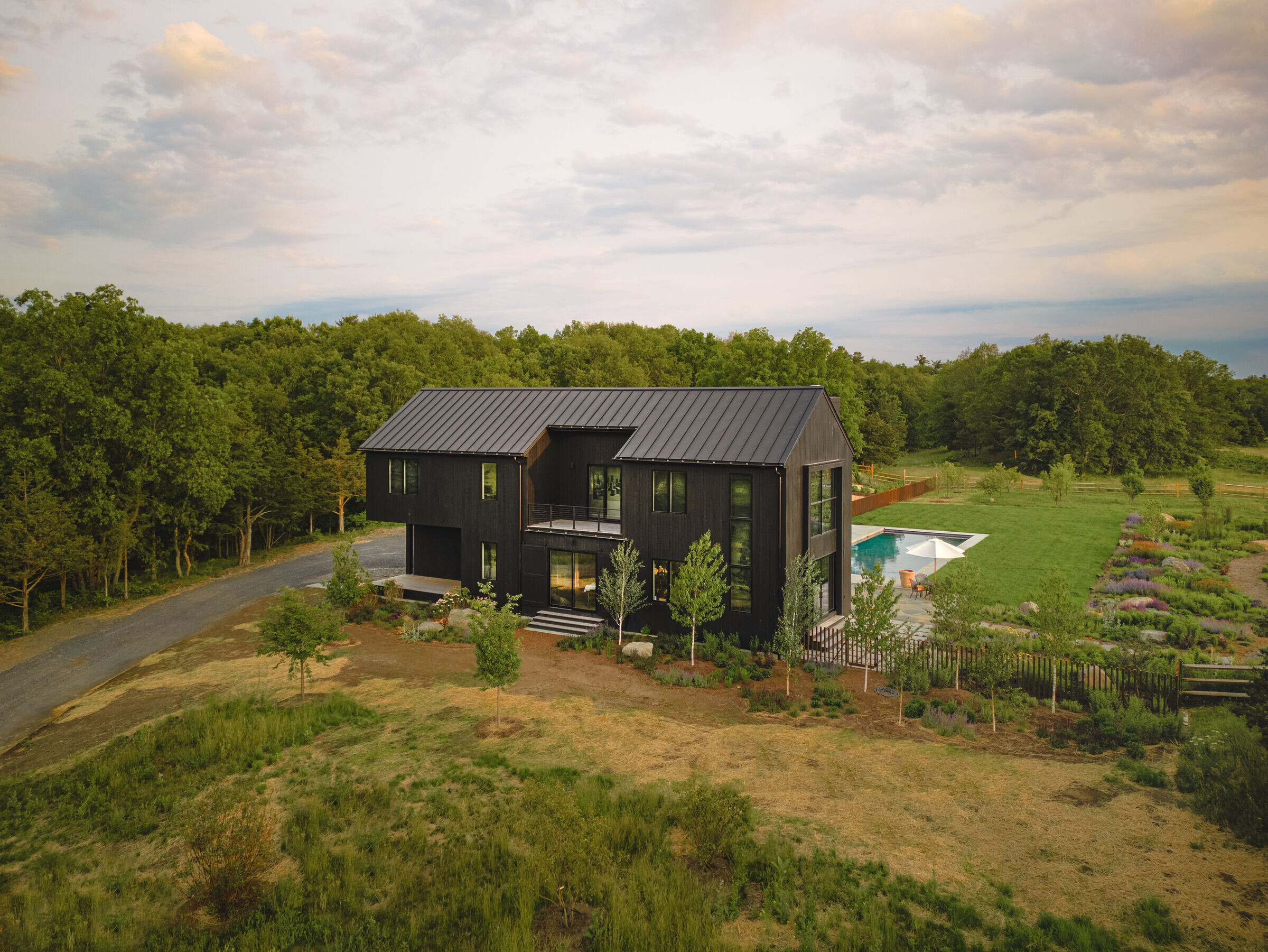 https://archello.com/story/134867/attachments/photos-videos/6 photo_credit Ethan Abitz