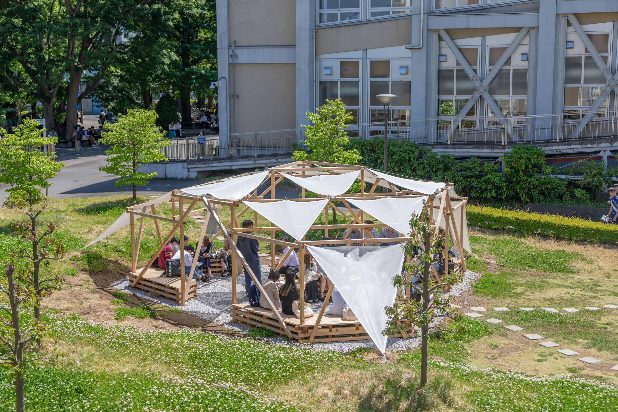 https://archello.com/story/134921/attachments/photos-videos/7 photo_credit Keio University Studiolab