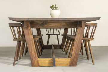 Daikei Dining Table in Rosewood Daikei Dining Table in Rosewood