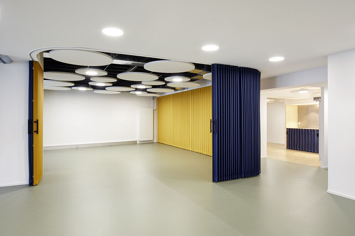 https://archello.com/product/103642/attachments/photos-videos/4 photo_credit Jean-Marie Michel