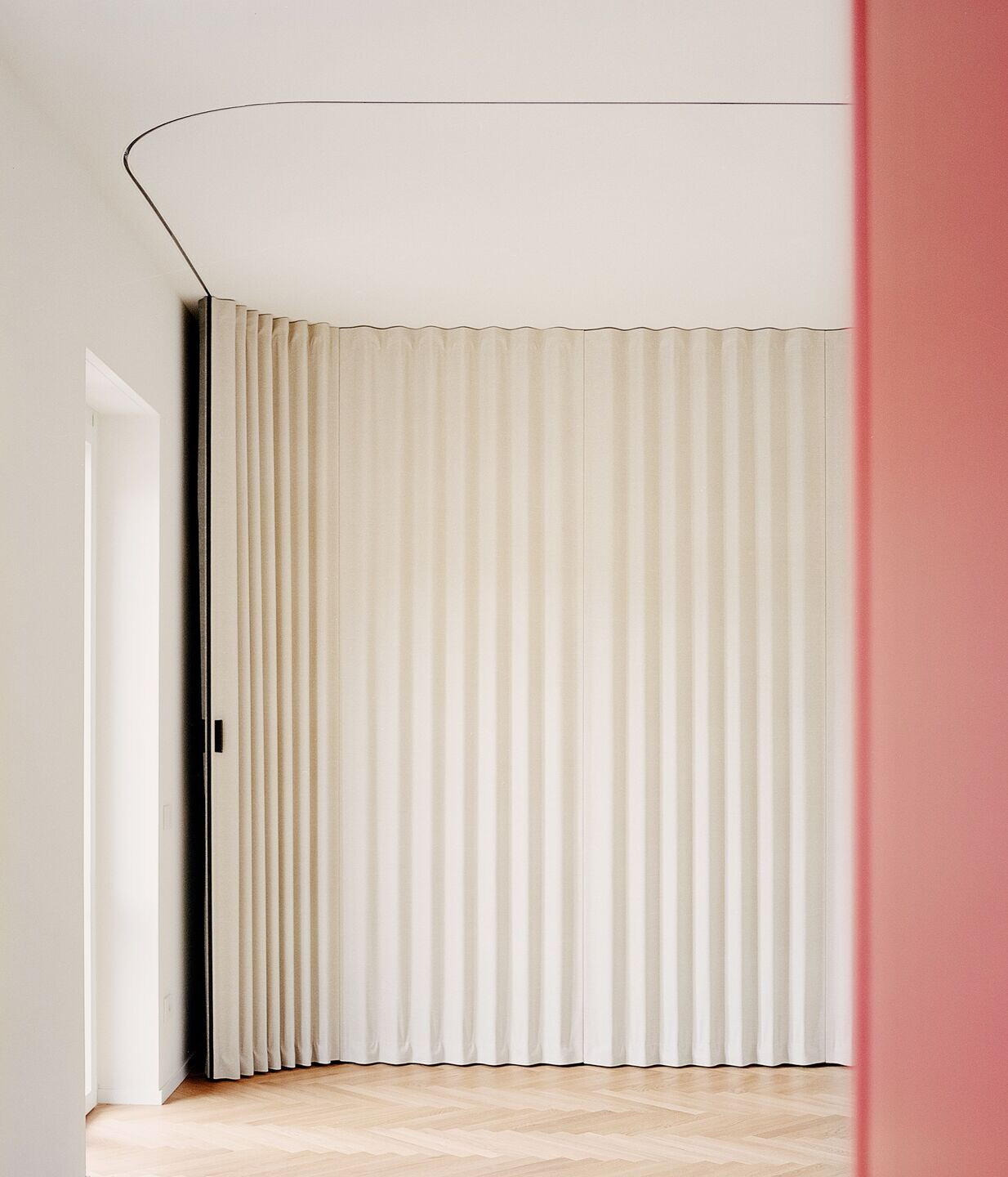https://archello.com/product/103642/attachments/photos-videos/7