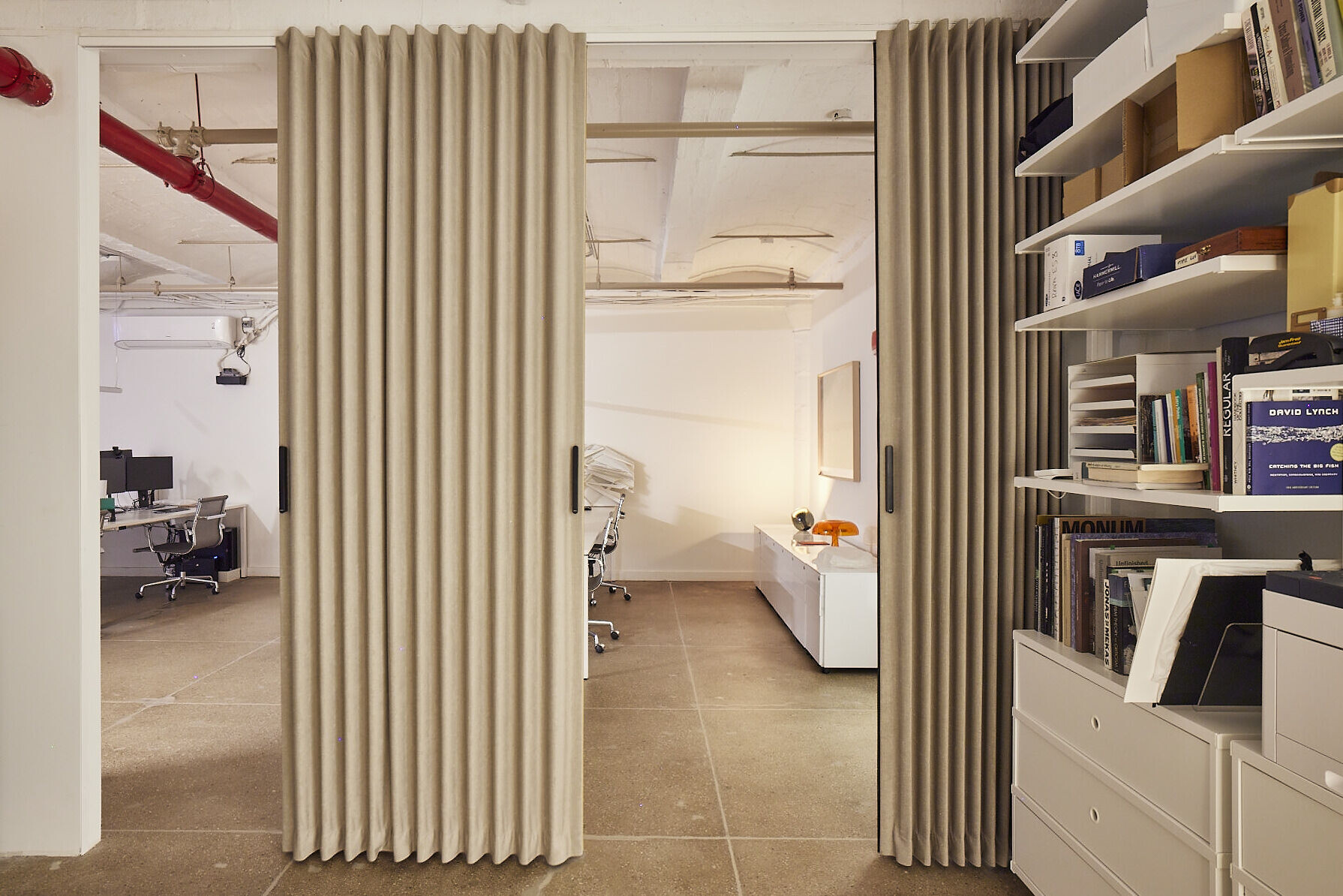 https://archello.com/product/103629/attachments/photos-videos/2 photo_credit Jonathan Hokklo