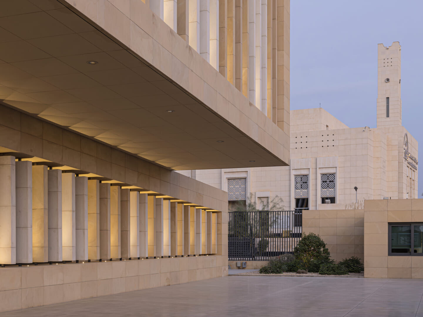 https://archello.com/story/135103/attachments/photos-videos/7 photo_credit Laurian Ghinitoiu