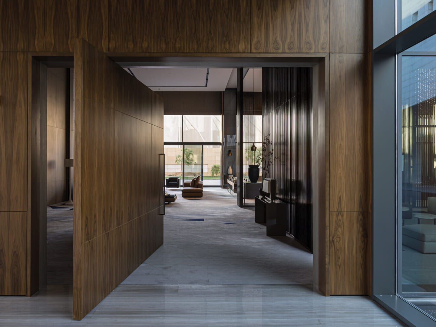 https://archello.com/story/135103/attachments/photos-videos/10 photo_credit Laurian Ghinitoiu