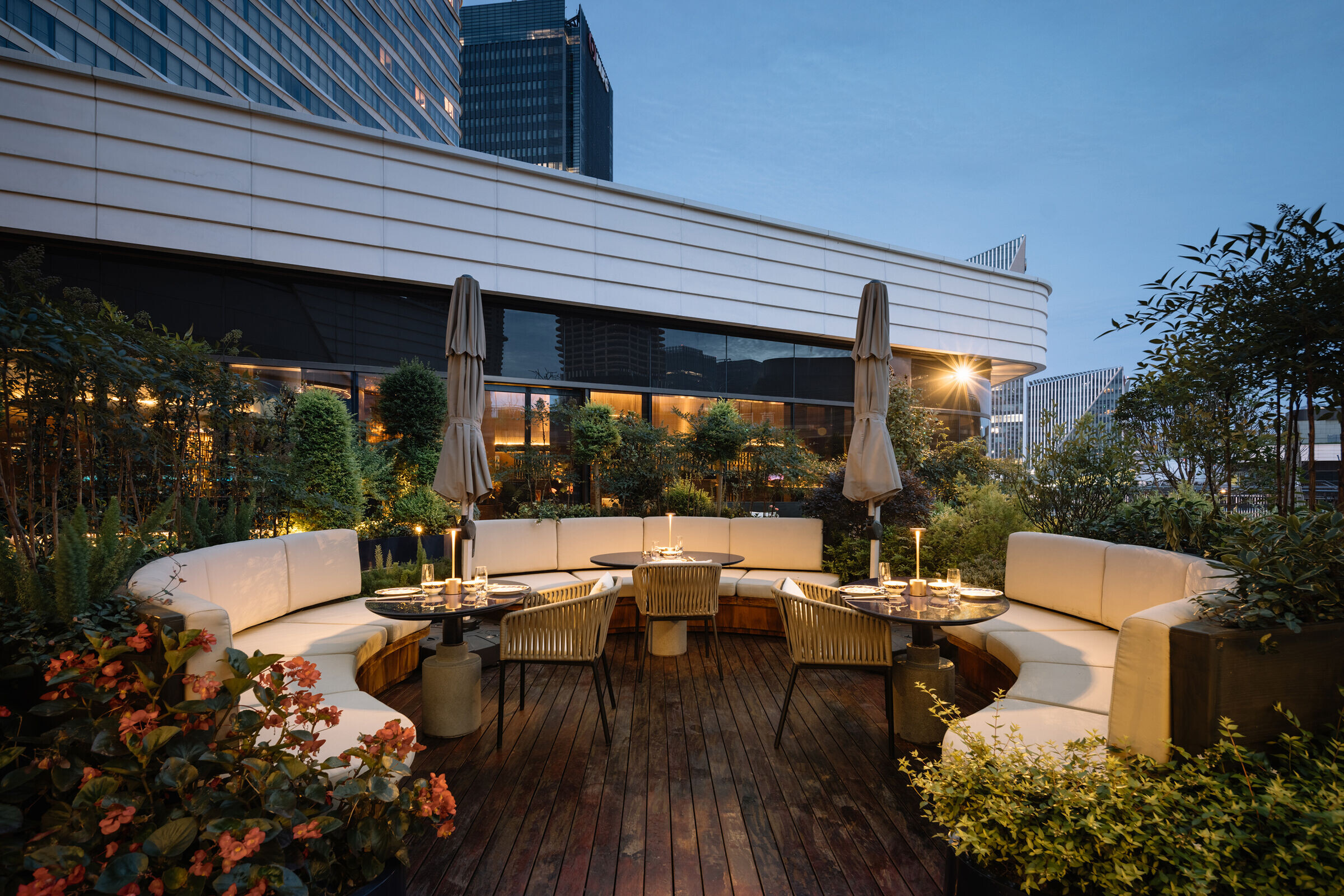 https://archello.com/story/135011/attachments/photos-videos/14 photo_credit Wen Studio