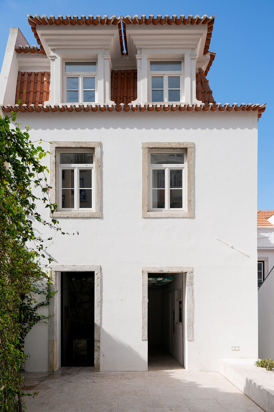 https://archello.com/story/135126/attachments/photos-videos/6 photo_credit ©2021, DMF. Daniel Malhão Fotografia, Lda. (All Rights Reserved)