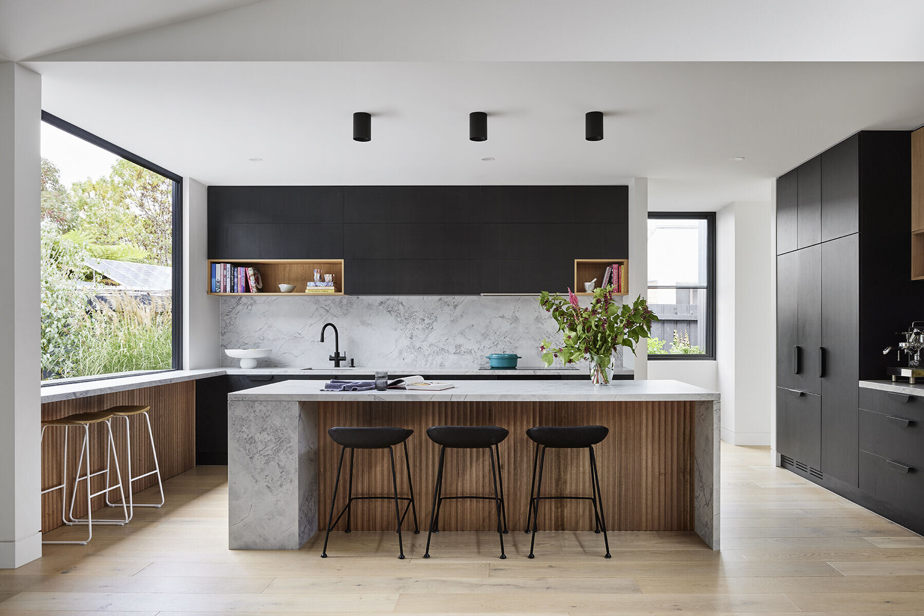 https://archello.com/story/135121/attachments/photos-videos/10 photo_credit Tess Kelly