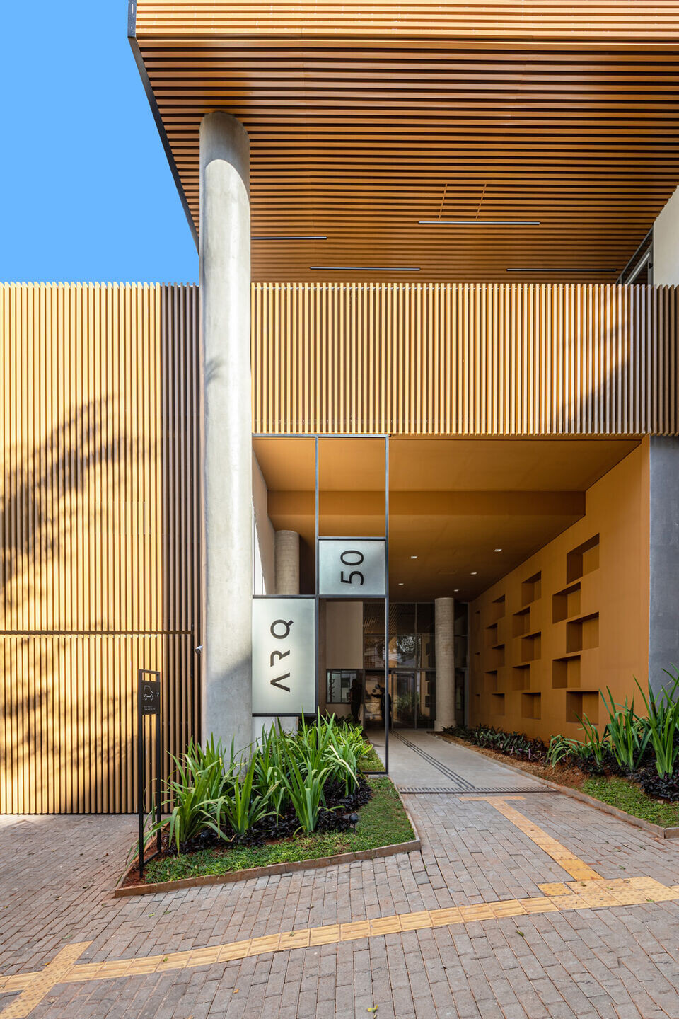 https://archello.com/story/135320/attachments/photos-videos/17 photo_credit Pedro Mascaro