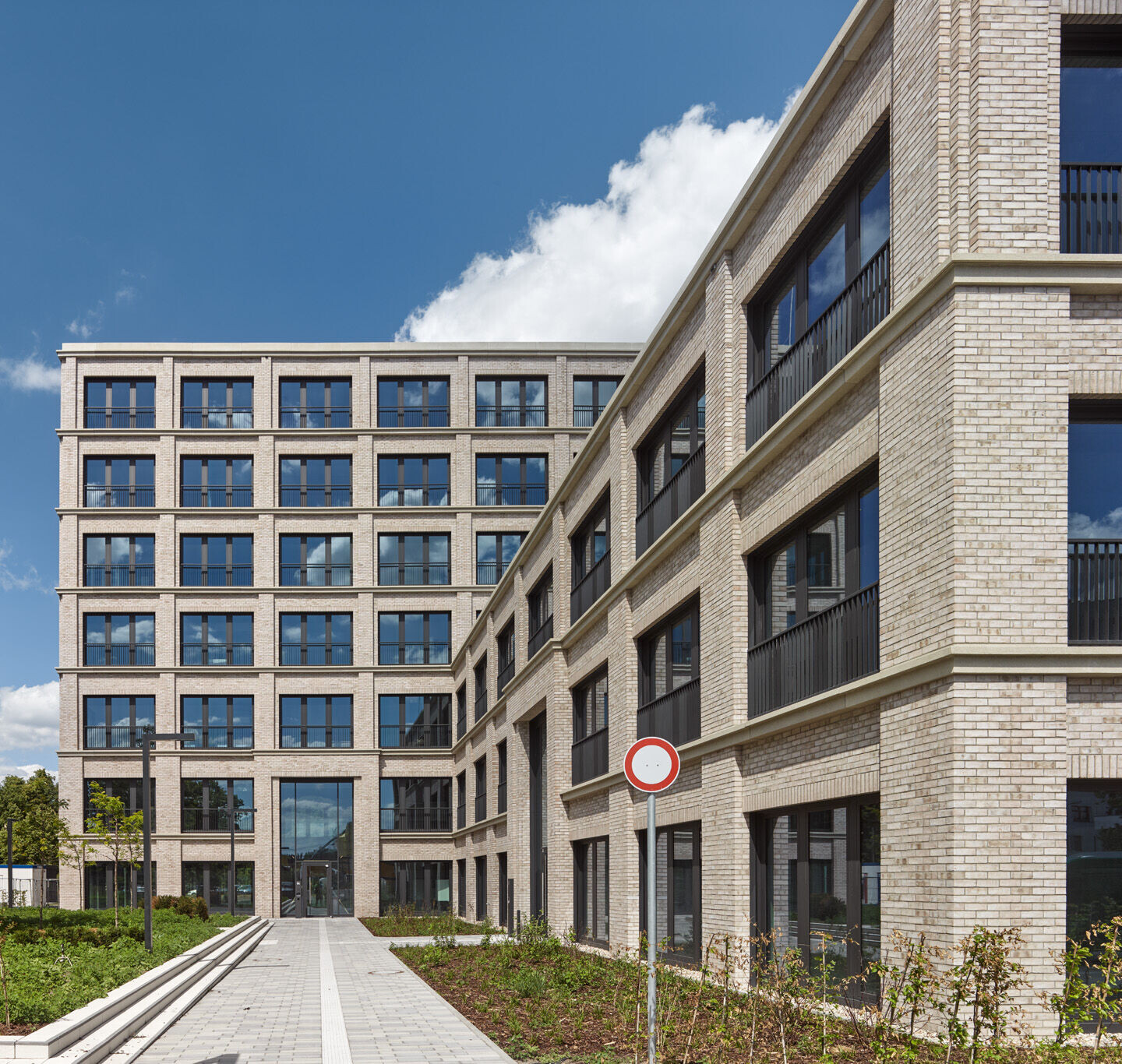 https://archello.com/story/135382/attachments/photos-videos/9 photo_credit Stefan Mueller