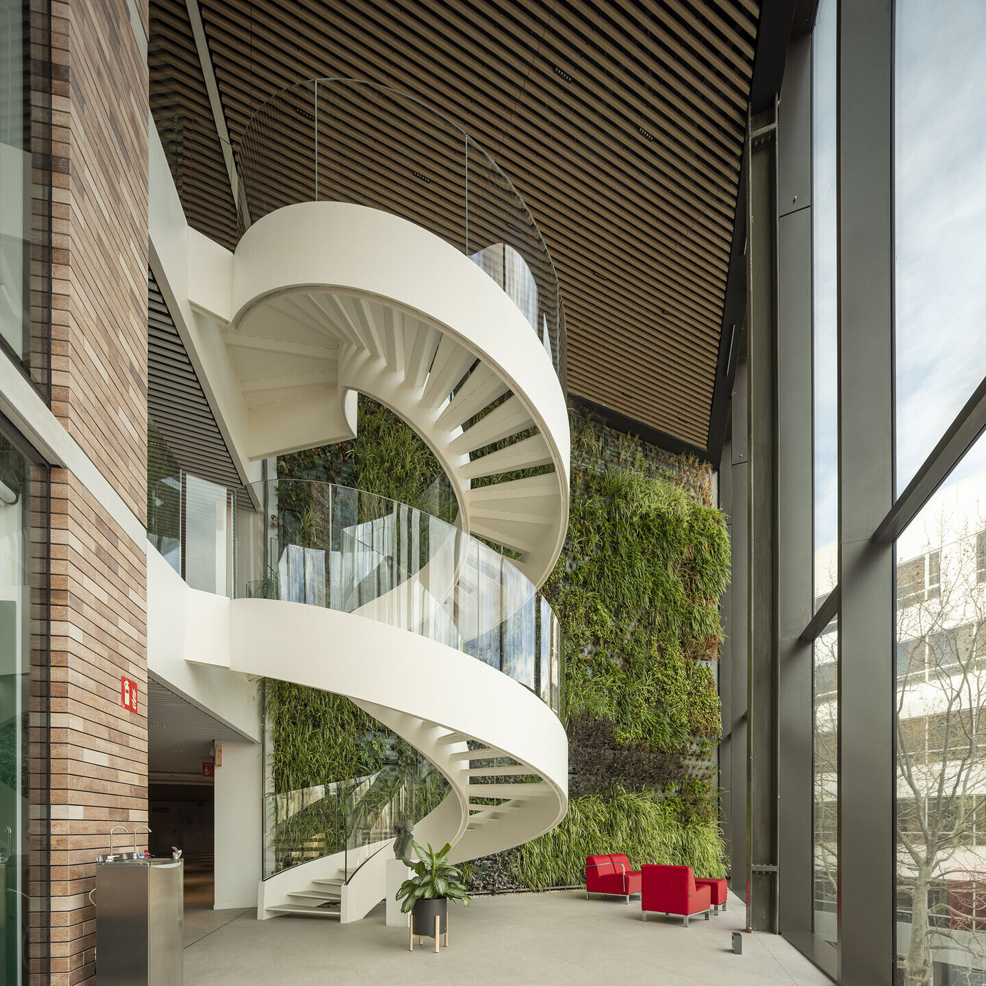 https://archello.com/story/135496/attachments/photos-videos/17 photo_credit Oriol Gómez