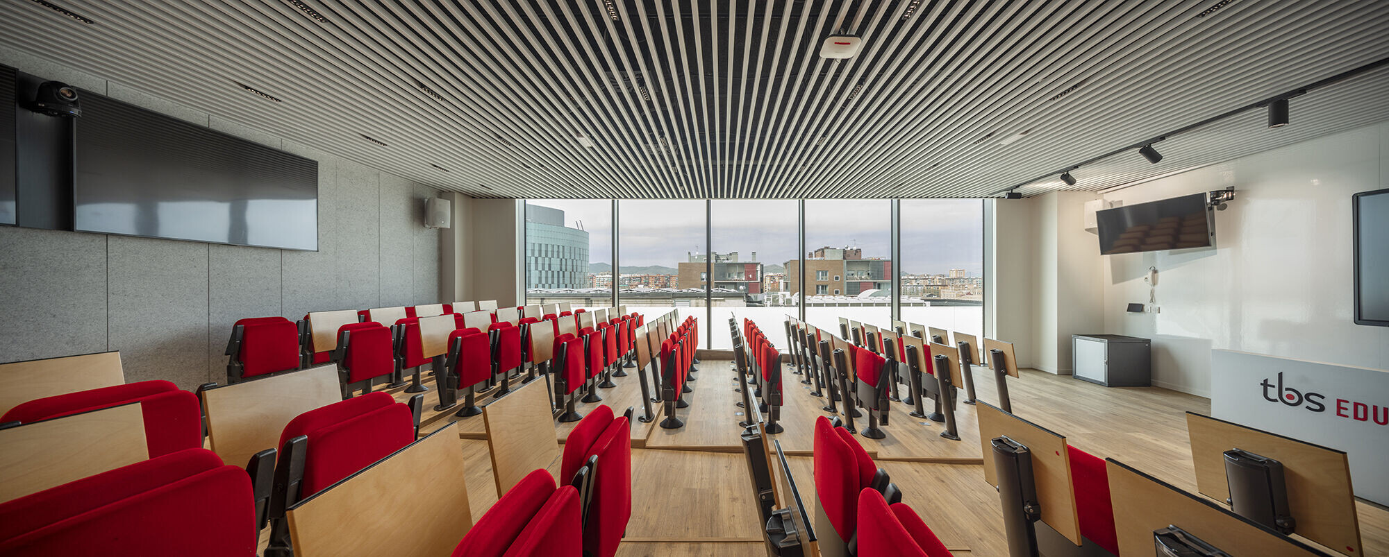 https://archello.com/story/135496/attachments/photos-videos/22 photo_credit Oriol Gómez