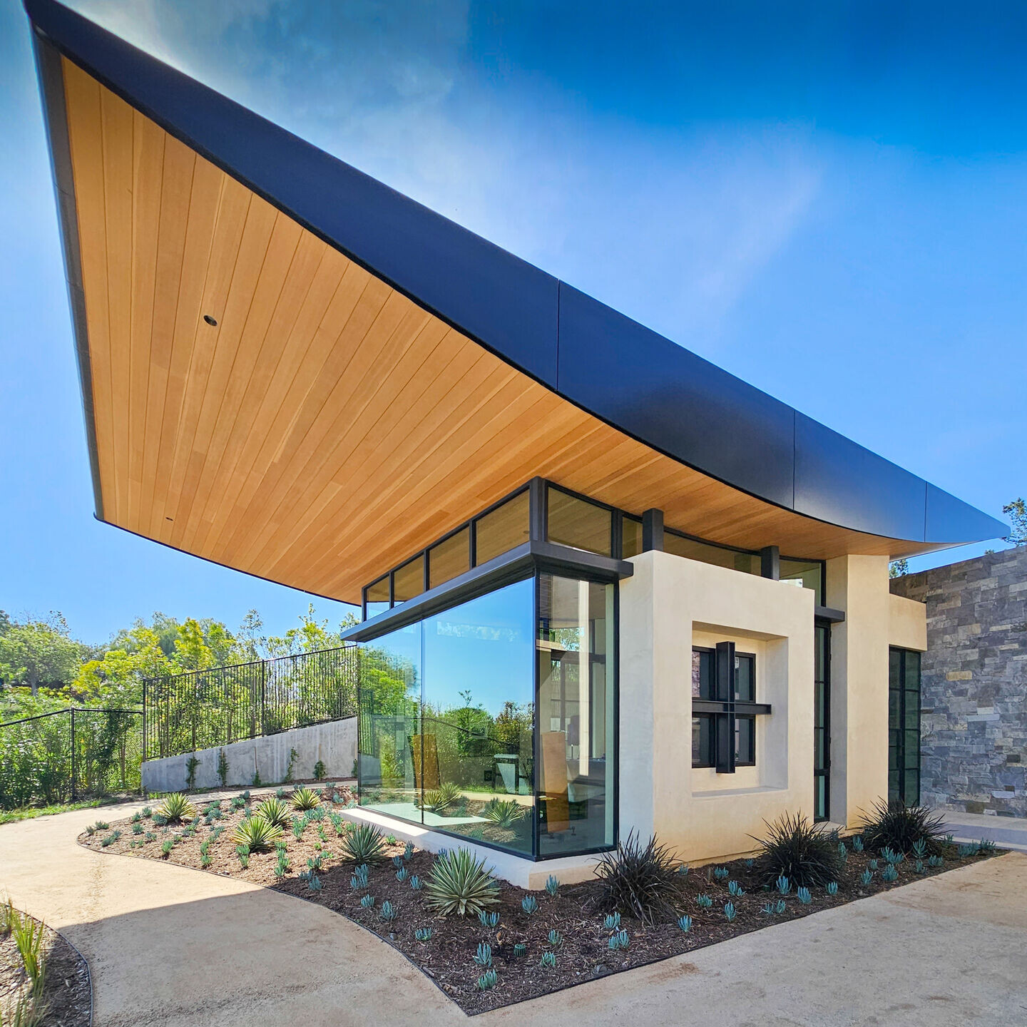 https://archello.com/story/135366/attachments/photos-videos/33 photo_credit Tim Bjella