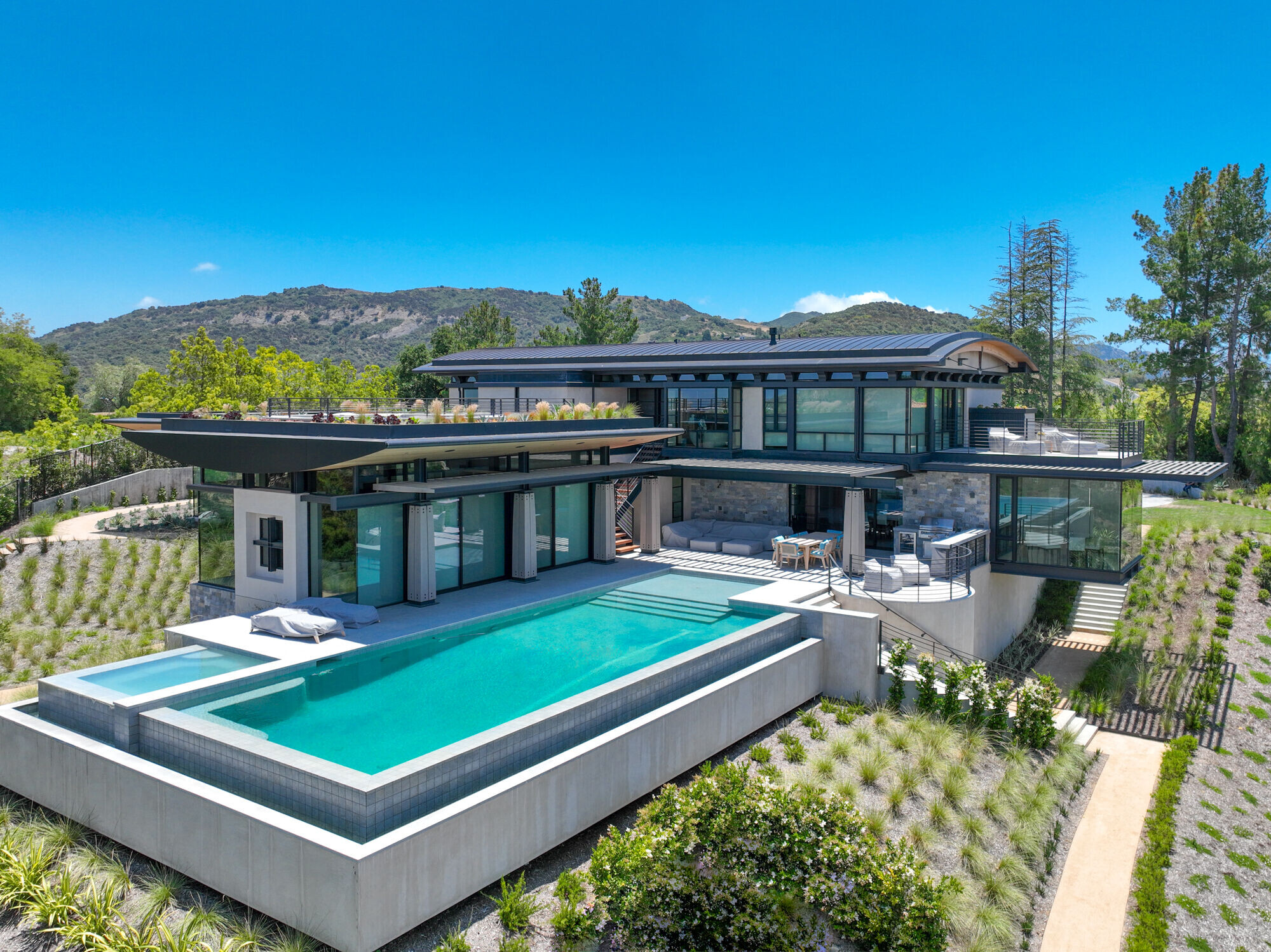https://archello.com/story/135366/attachments/photos-videos/47 photo_credit Tim Bjella