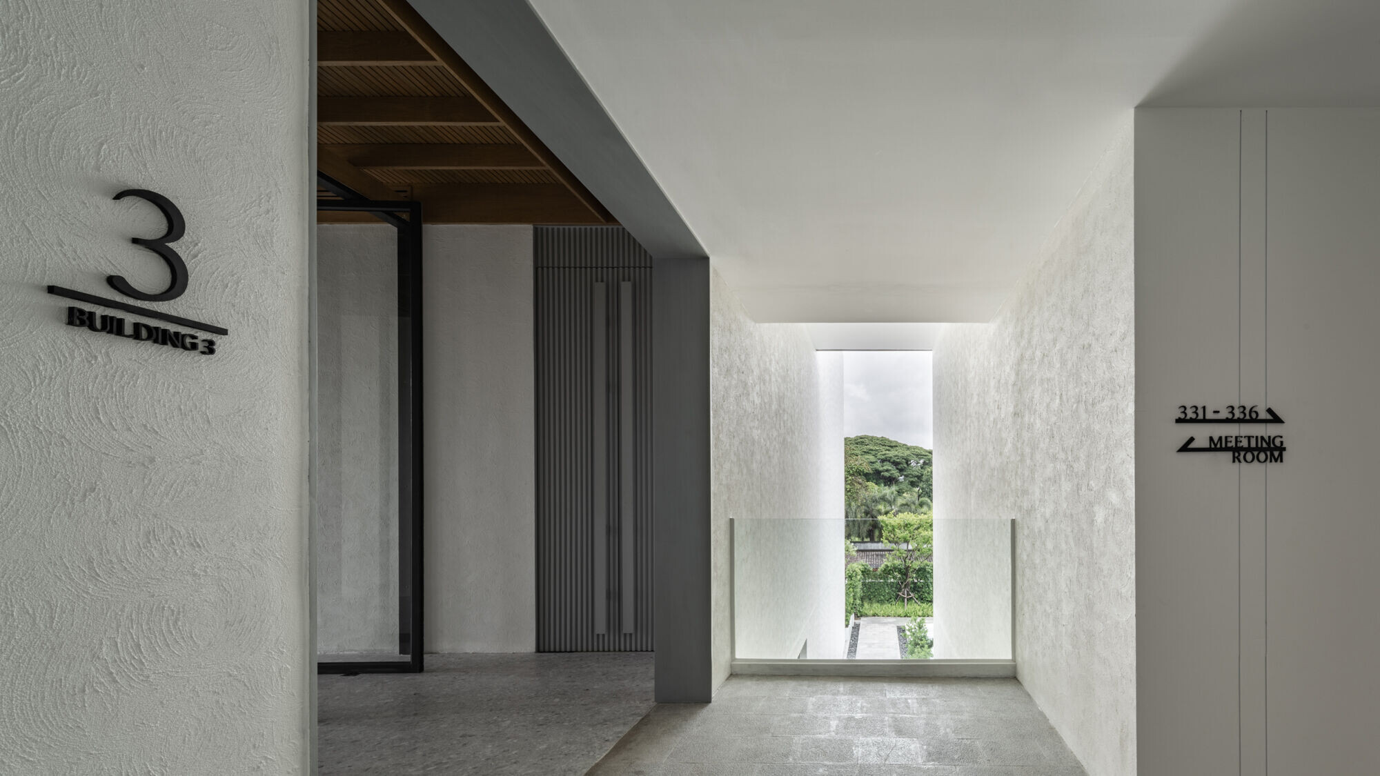 https://archello.com/story/135474/attachments/photos-videos/12 photo_credit DOF Sky | Ground