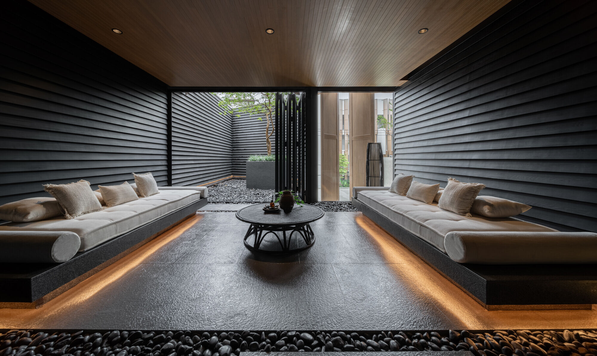 https://archello.com/story/135474/attachments/photos-videos/14 photo_credit DOF Sky | Ground