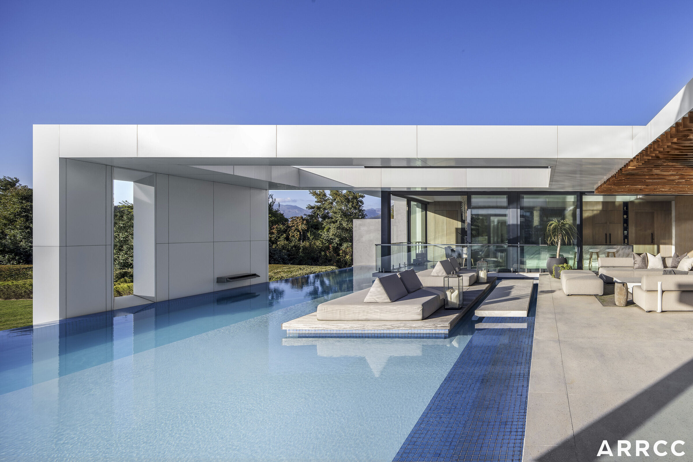 https://archello.com/story/135556/attachments/photos-videos/15 photo_credit Adam Letch
