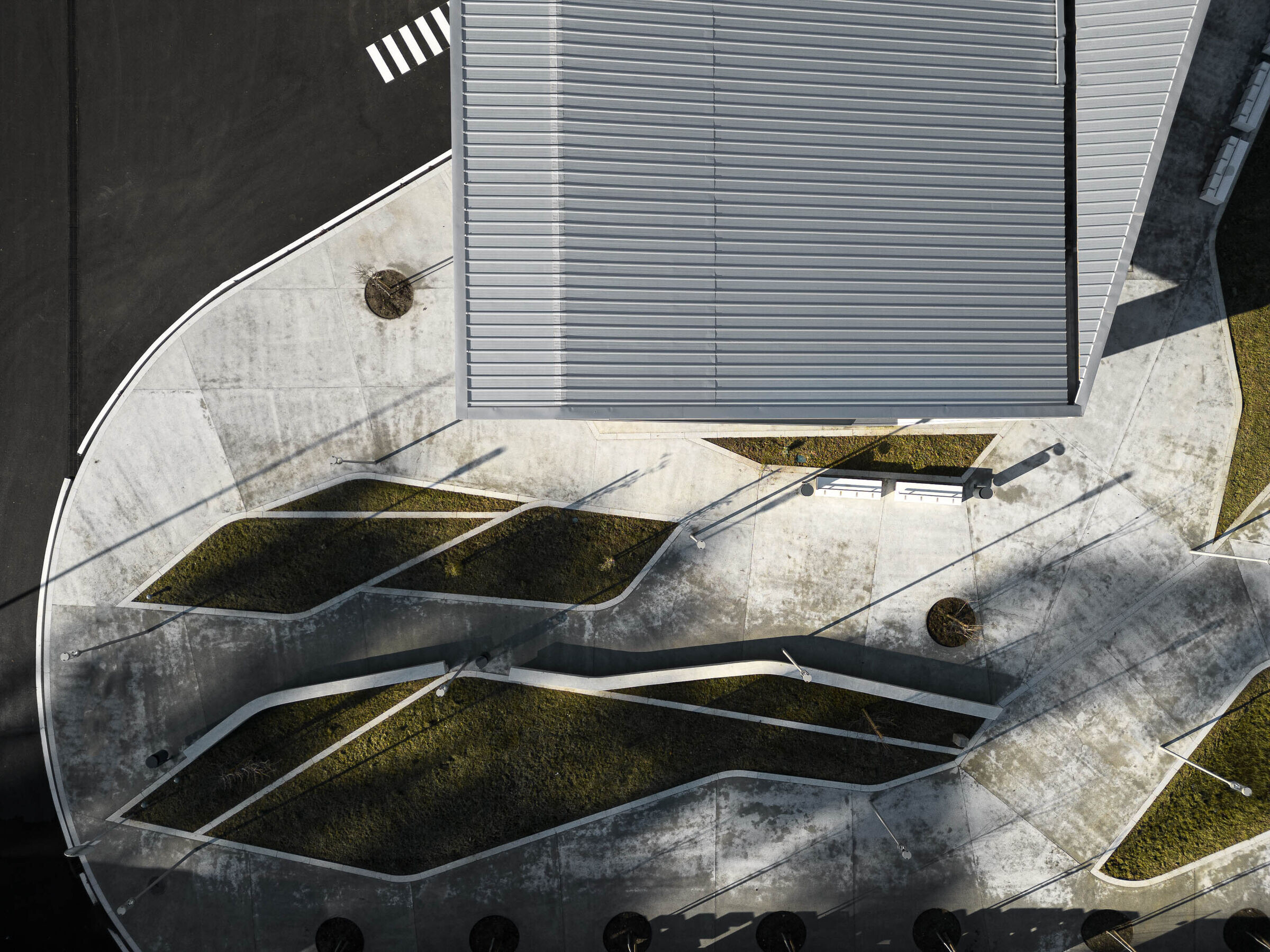 https://archello.com/story/135646/attachments/photos-videos/3 photo_credit Ivo Tavares Studio