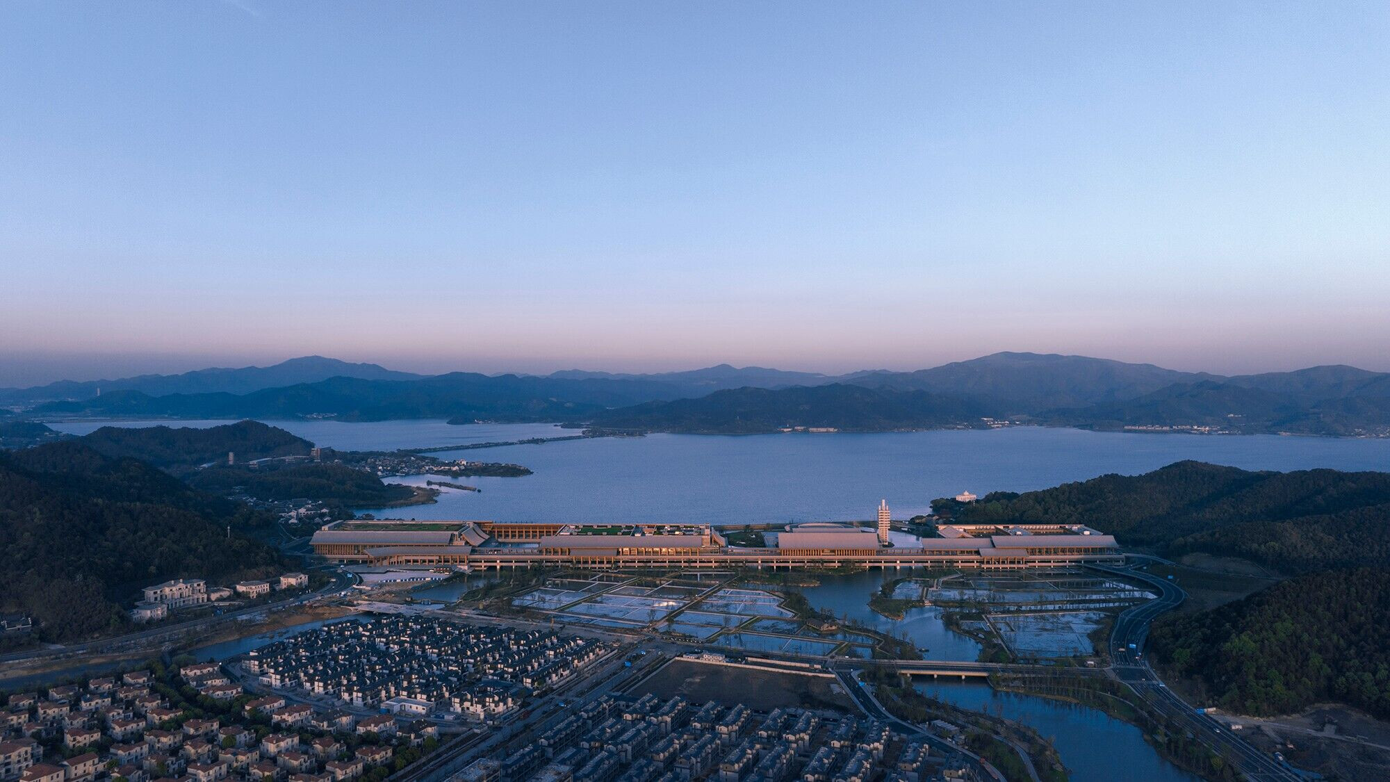 https://archello.com/story/135695/attachments/photos-videos/5 photo_credit Tanghua Architects