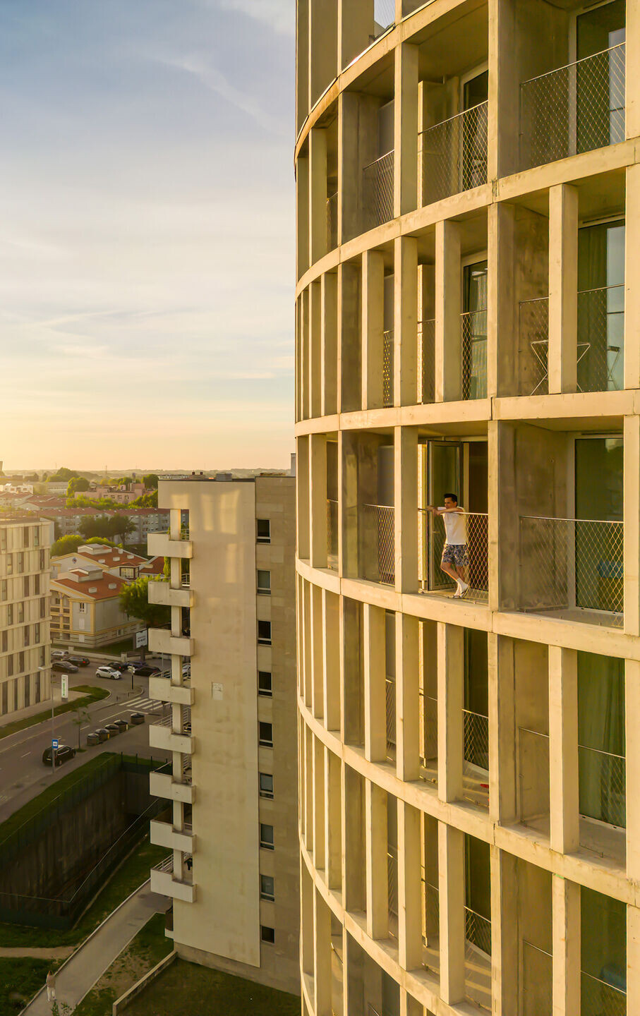 https://archello.com/story/135760/attachments/photos-videos/5 photo_credit © Fernando Guerra | FG+SG
