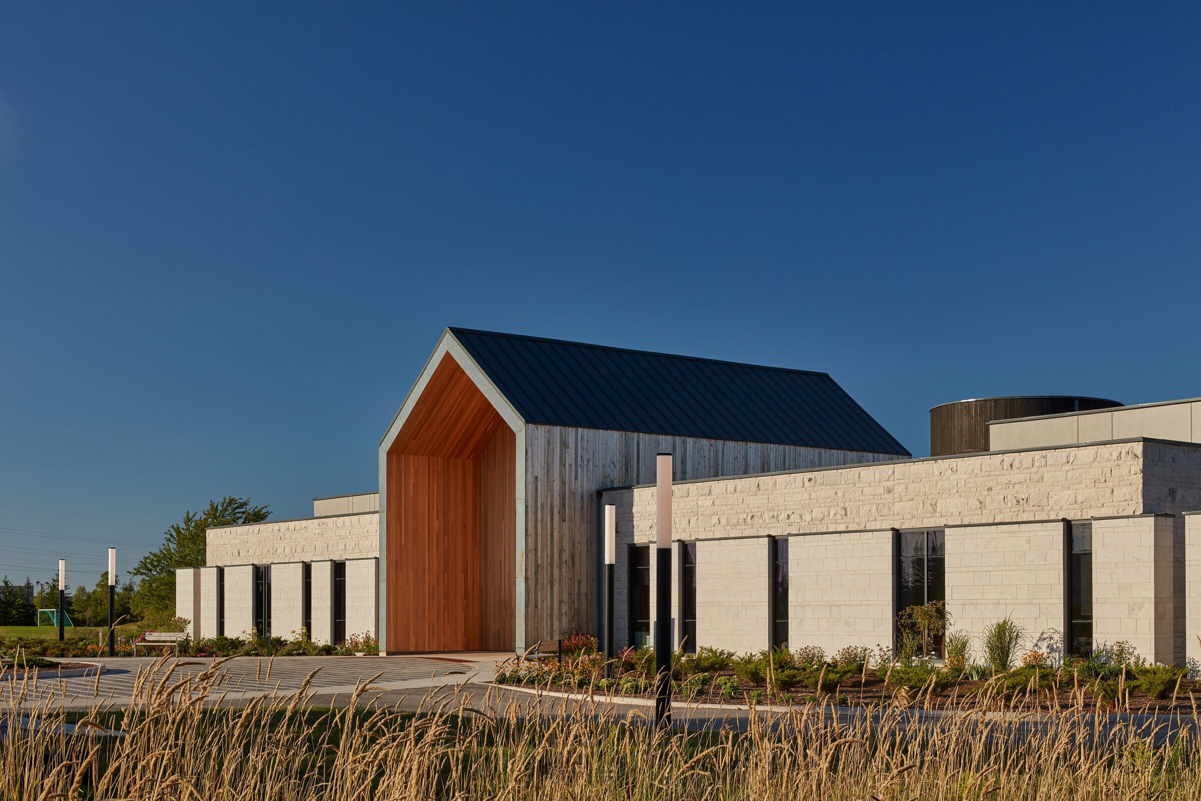 https://archello.com/story/135796/attachments/photos-videos/6 photo_credit Riley Snelling