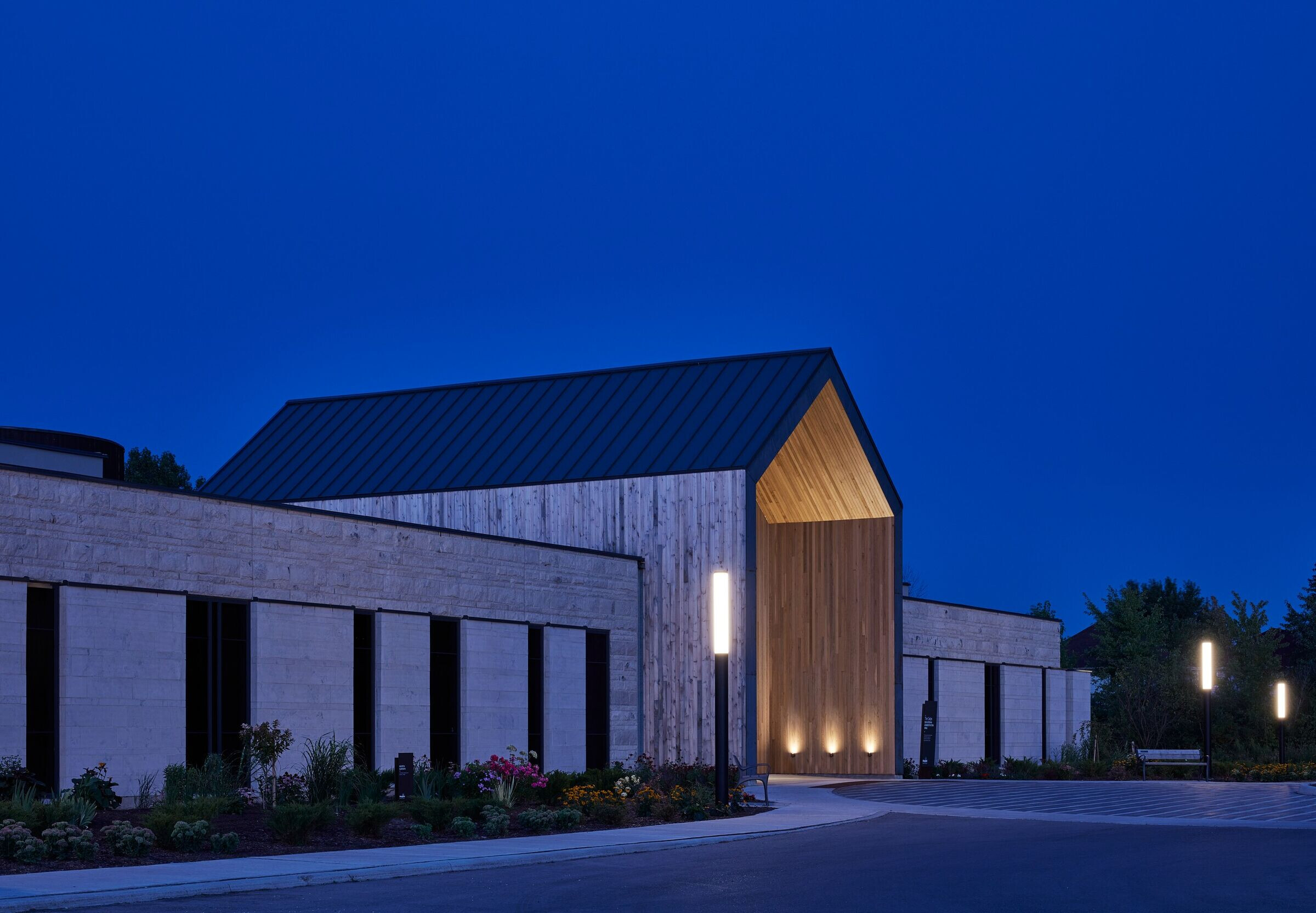https://archello.com/story/135796/attachments/photos-videos/5 photo_credit Riley Snelling