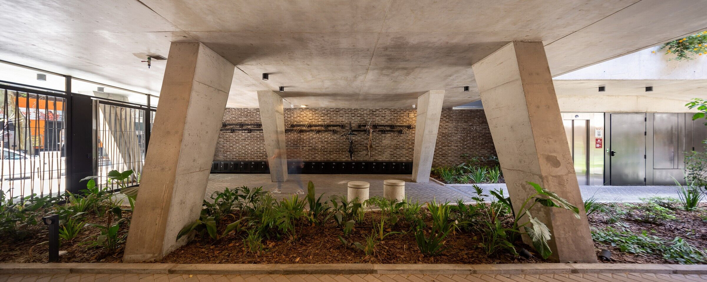 https://archello.com/story/136018/attachments/photos-videos/7 photo_credit Ramiro Sosa