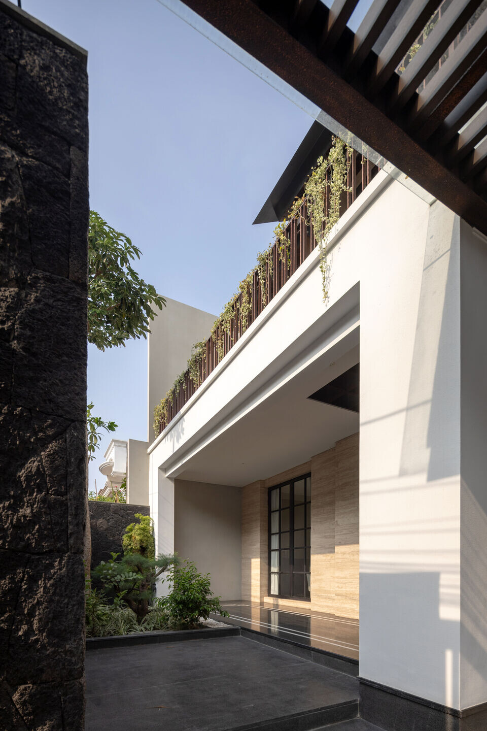https://archello.com/story/135825/attachments/photos-videos/5 photo_credit Mario Wibowo & Daniel Jiangg