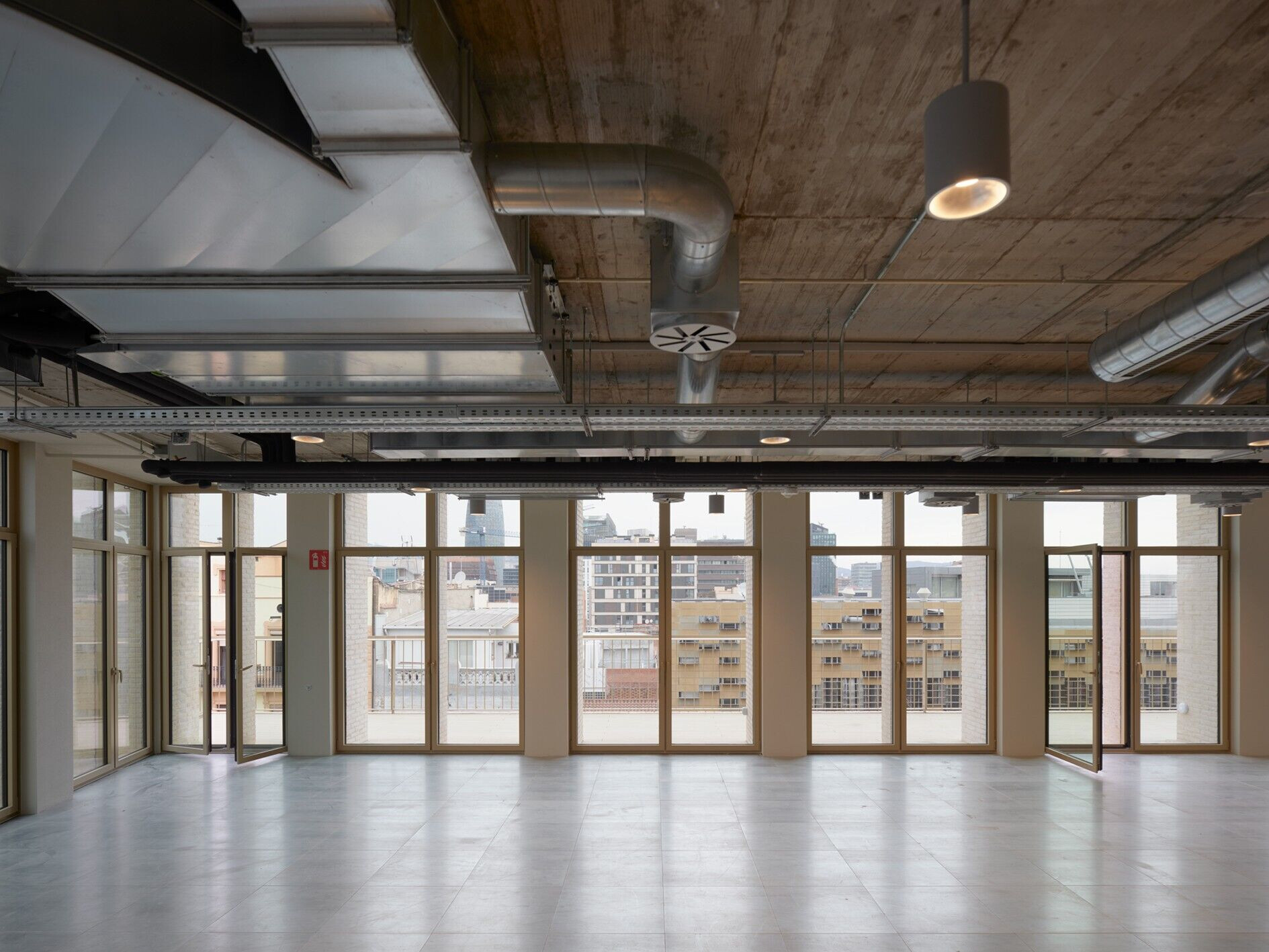 https://archello.com/story/136094/attachments/photos-videos/7 photo_credit Gregori Civera