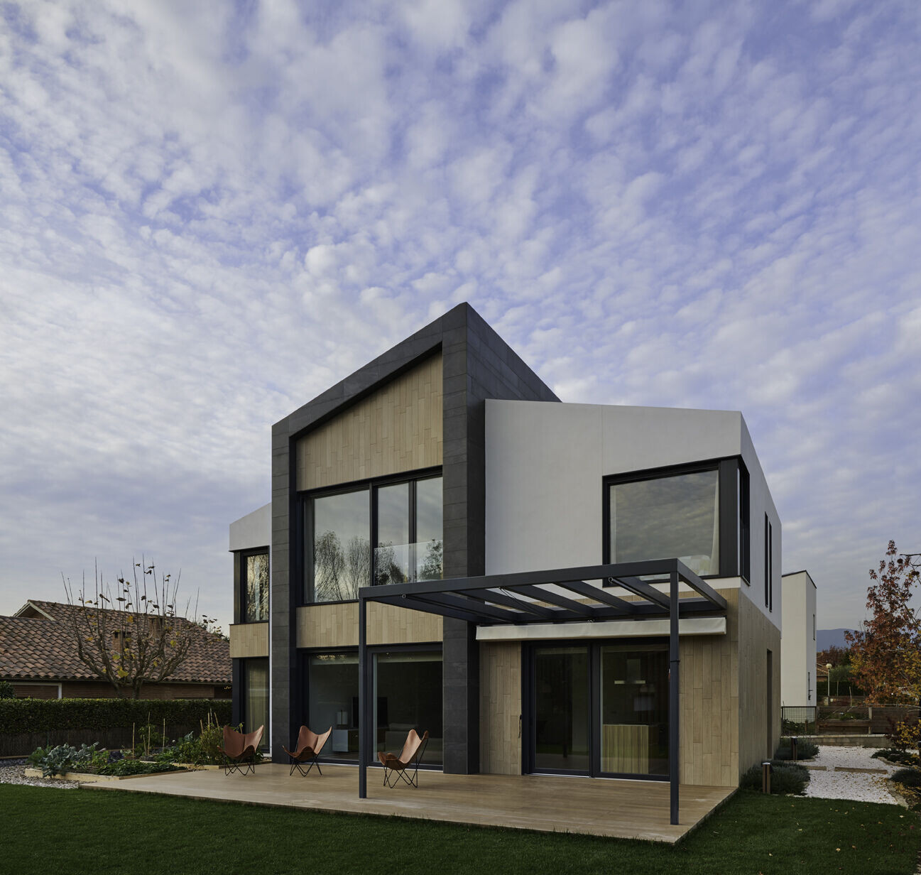 https://archello.com/story/136109/attachments/photos-videos/4 photo_credit Casas inHAUS | Teiá model house in Barcelona