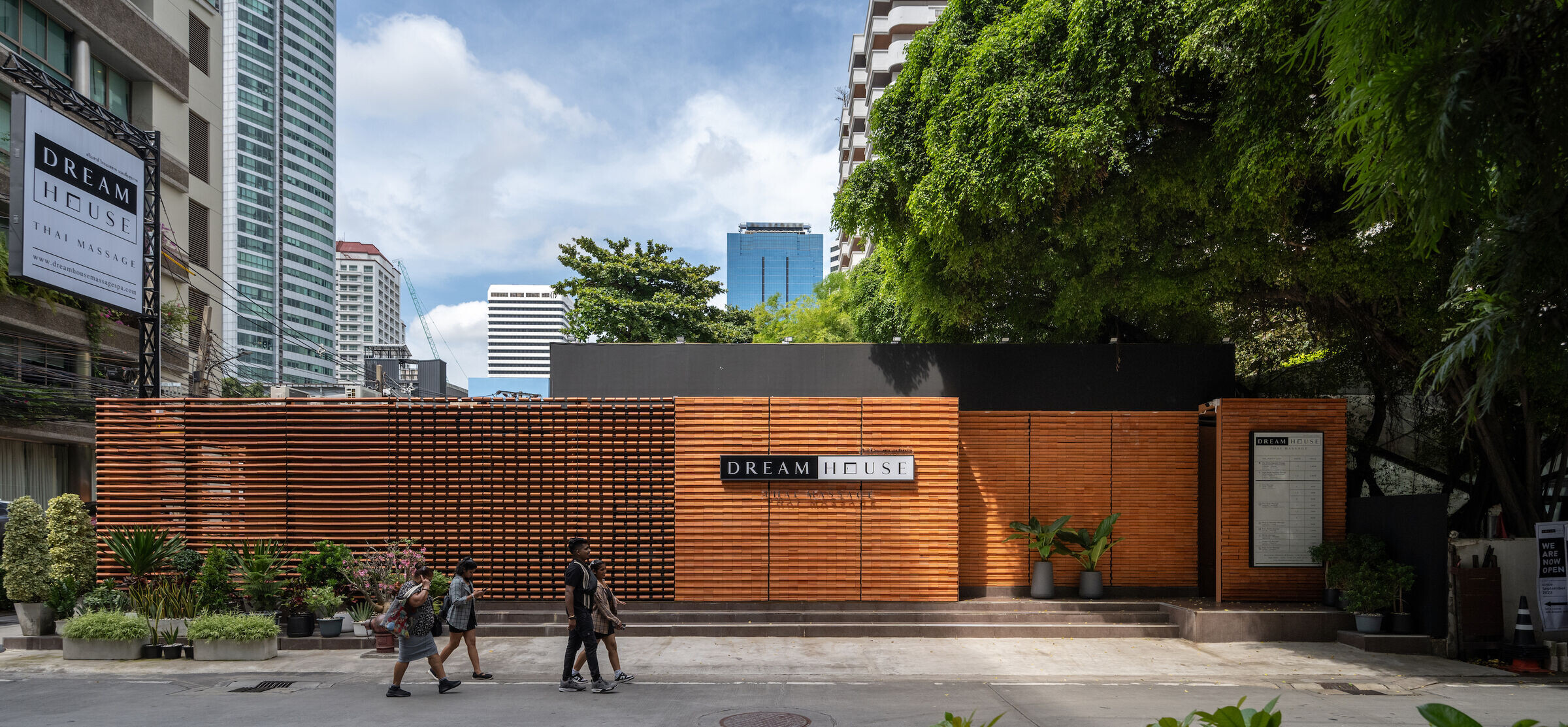 https://archello.com/story/136124/attachments/photos-videos/6 photo_credit Rungkit Charoenwat
