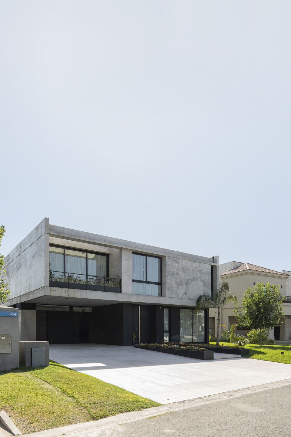 https://archello.com/story/136161/attachments/photos-videos/33 photo_credit Bruto Studio