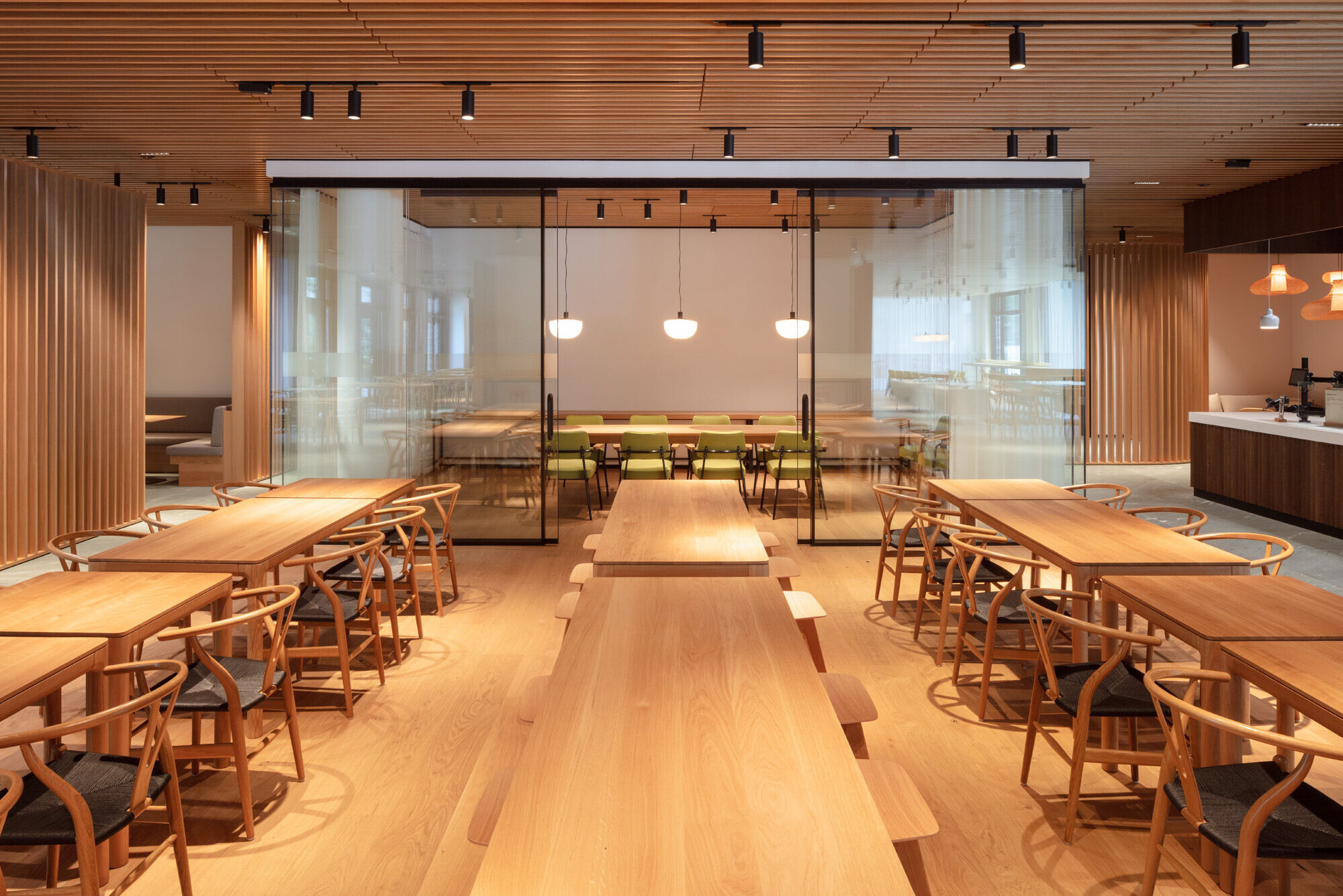 https://archello.com/story/136188/attachments/photos-videos/7 photo_credit © HGEsch Photography