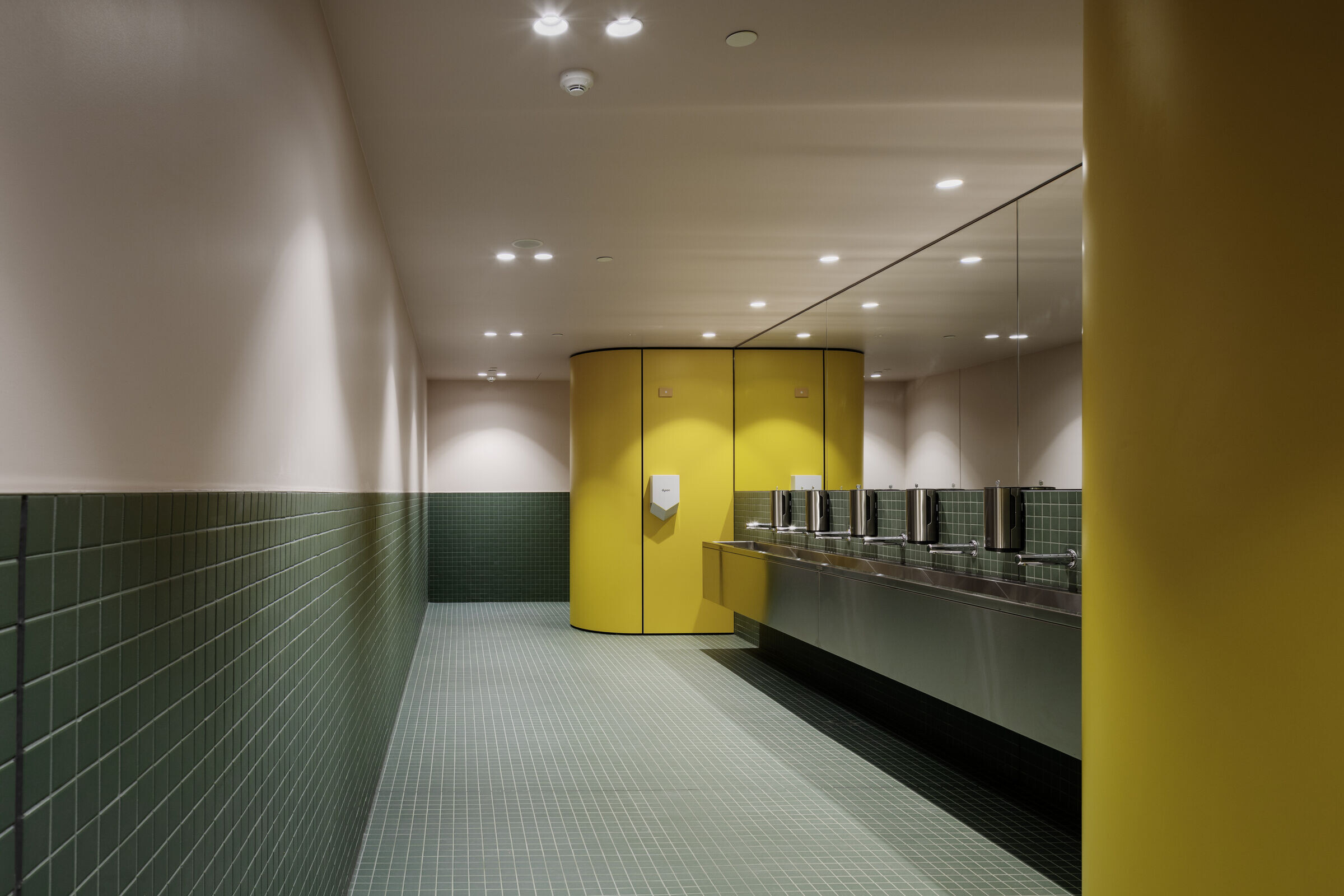 https://archello.com/story/136173/attachments/photos-videos/18 photo_credit Trevor Mein