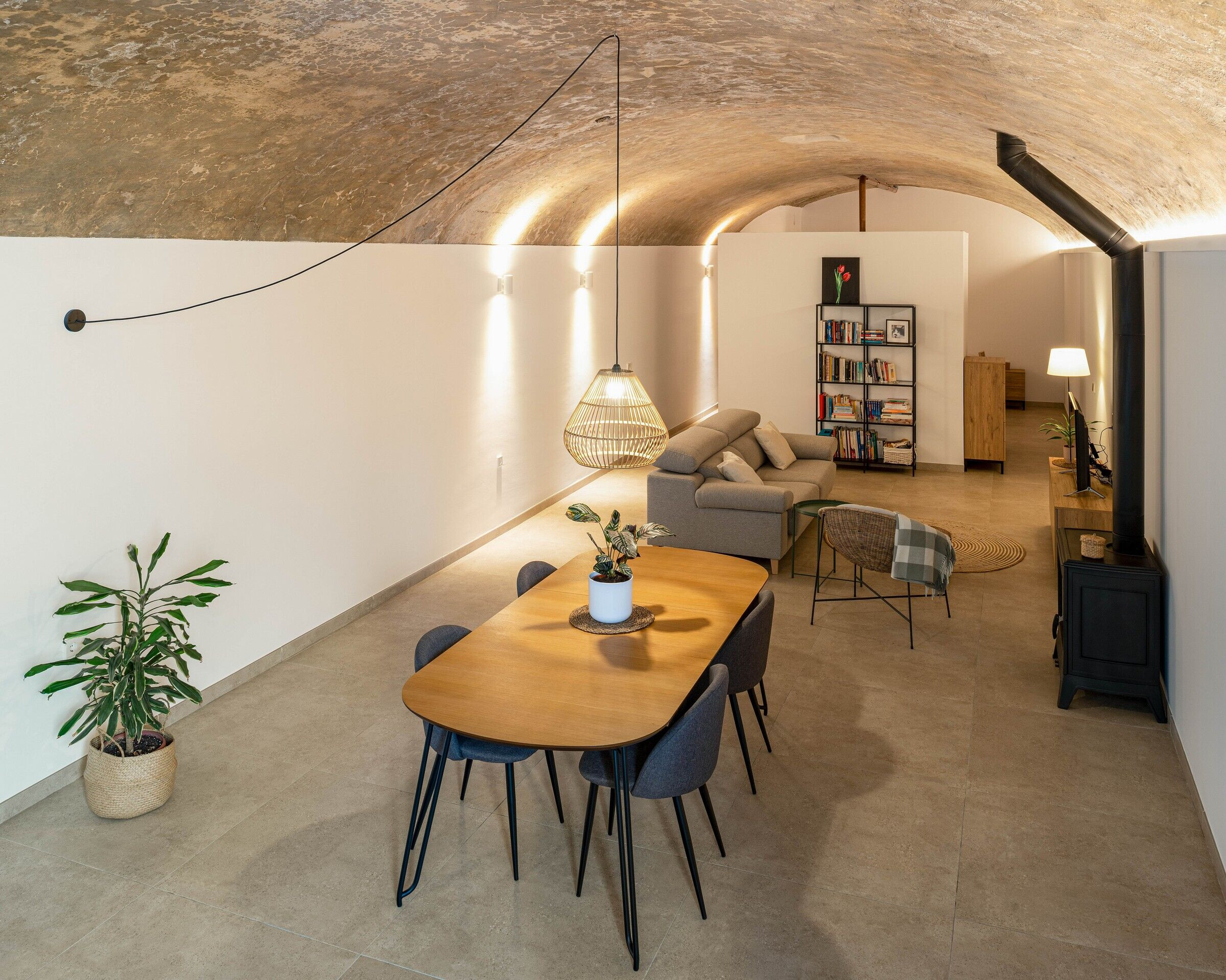 https://archello.com/story/136224/attachments/photos-videos/5 photo_credit Lluís Bort