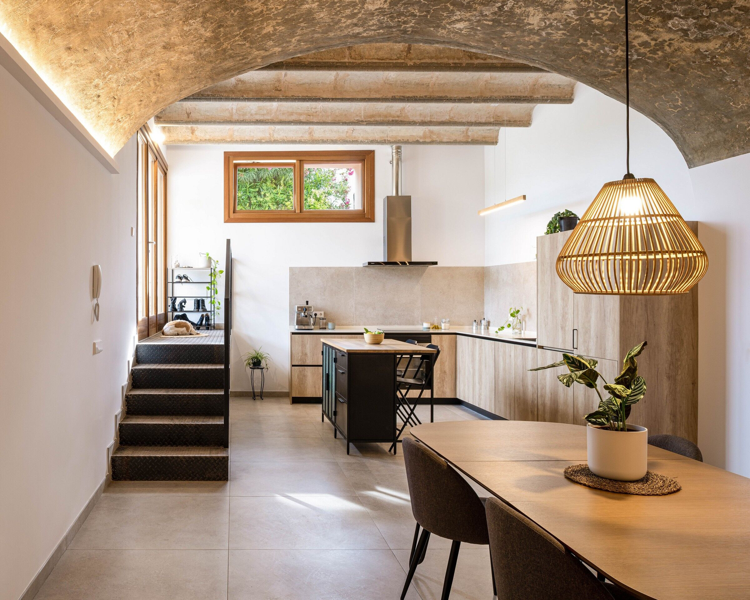 https://archello.com/story/136224/attachments/photos-videos/6 photo_credit Lluís Bort
