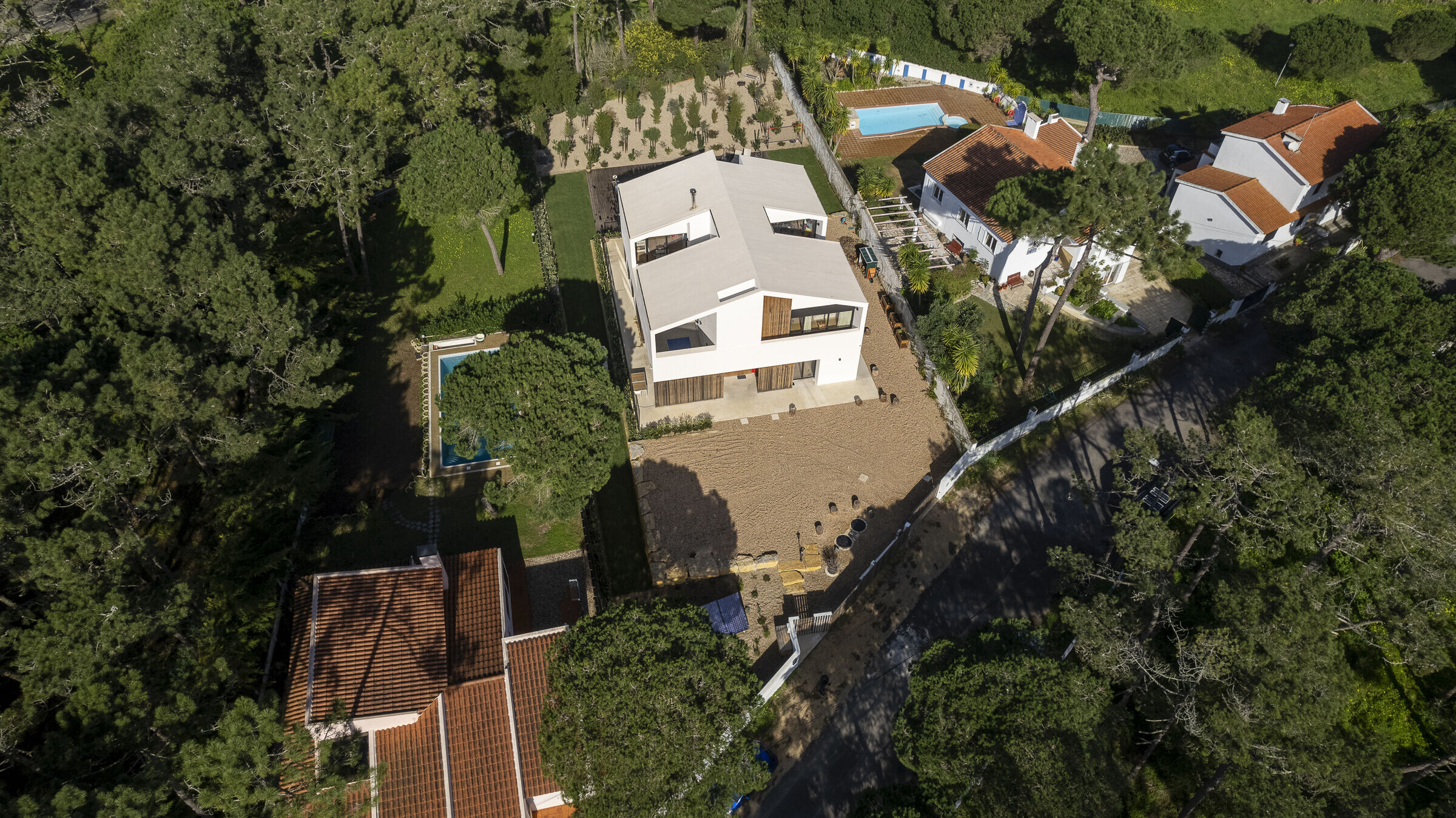 https://archello.com/story/136313/attachments/photos-videos/4 photo_credit by Nuno Almendra
