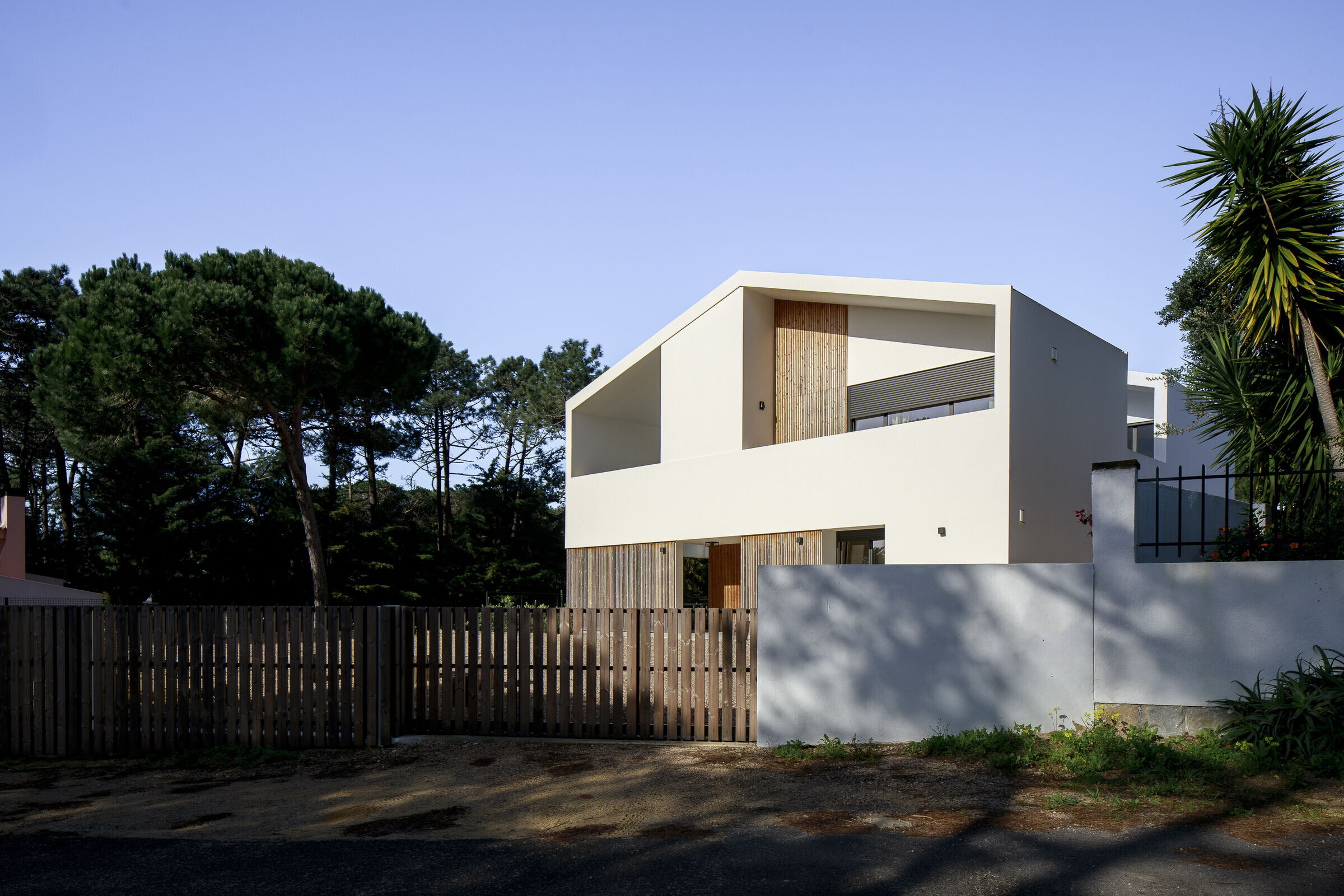 https://archello.com/story/136313/attachments/photos-videos/7 photo_credit by Nuno Almendra