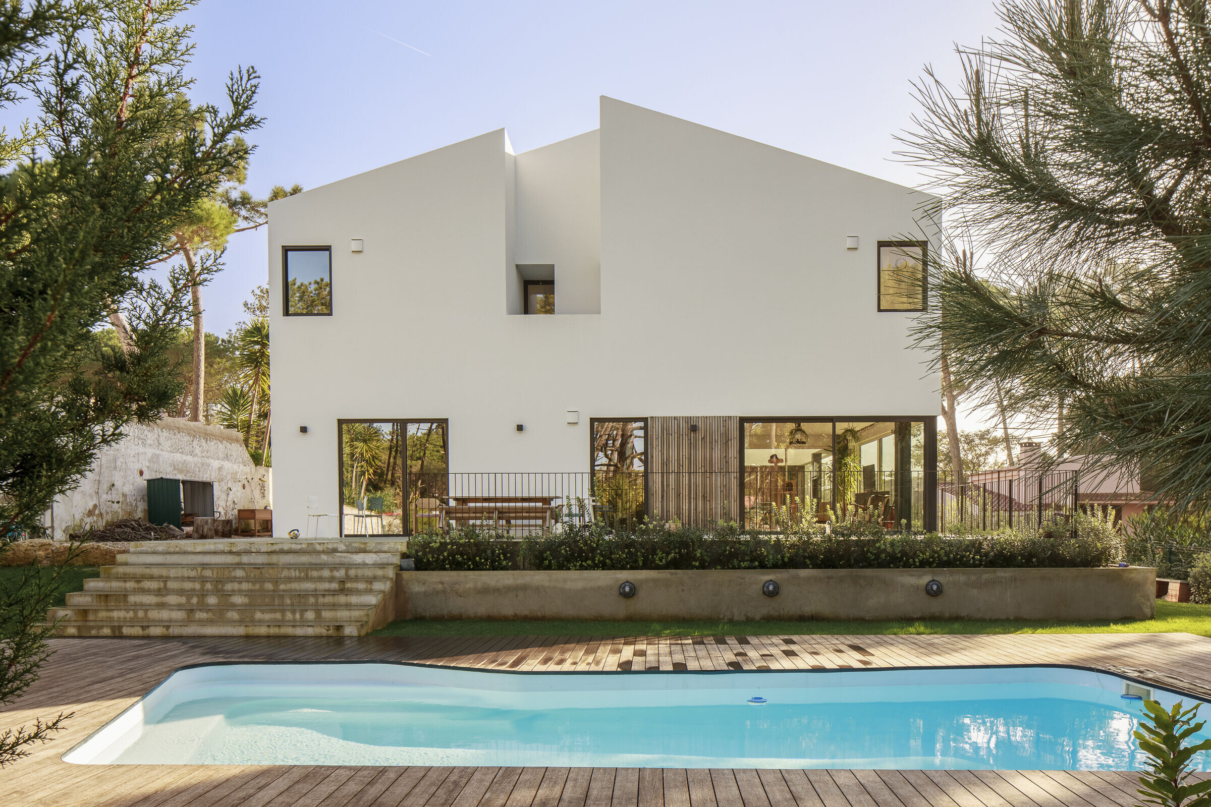 https://archello.com/story/136313/attachments/photos-videos/10 photo_credit by Nuno Almendra