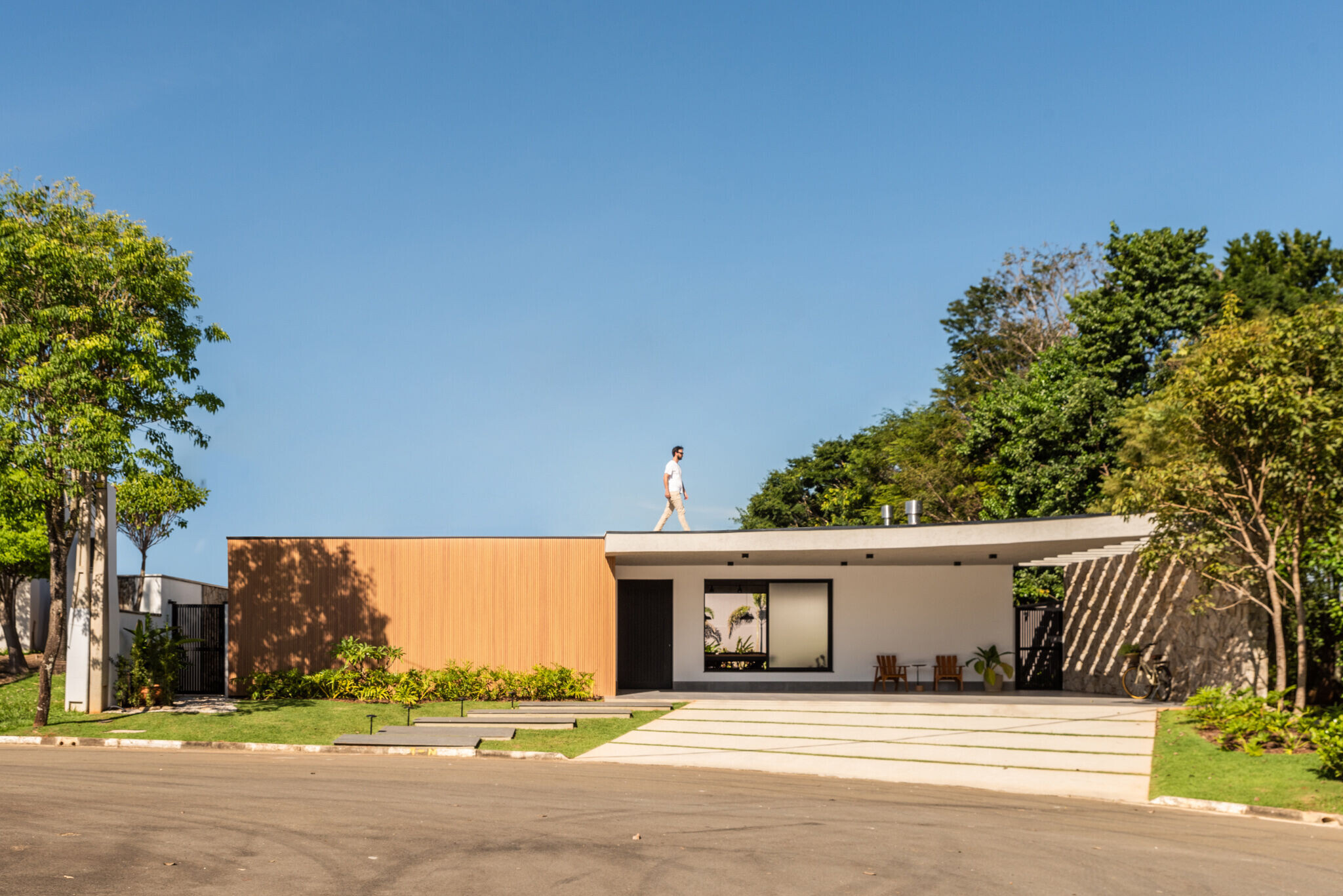 https://archello.com/story/136311/attachments/photos-videos/14 photo_credit Guilherme Pucci