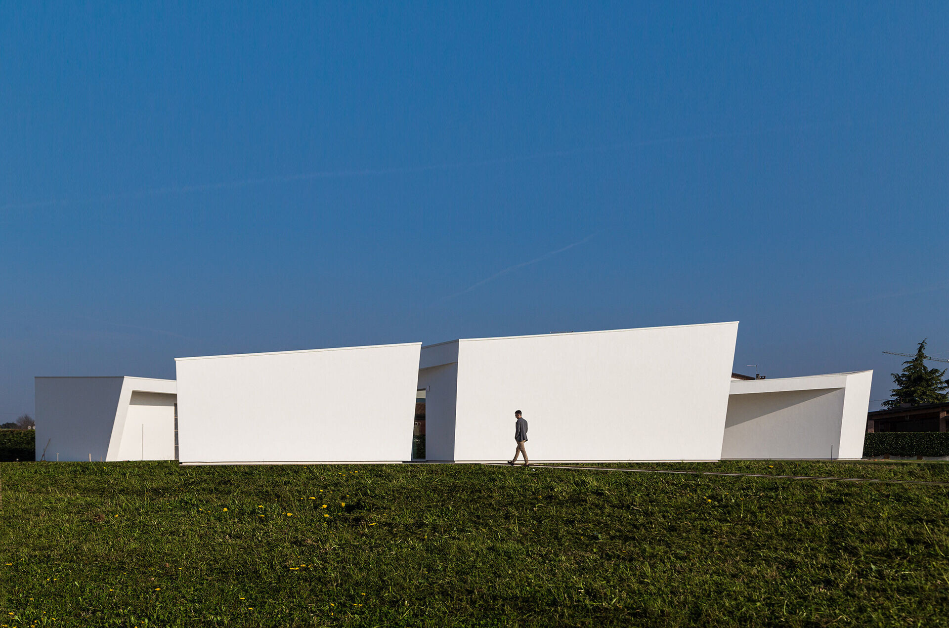 https://archello.com/story/136344/attachments/photos-videos/4 photo_credit Leonardo Scarabello