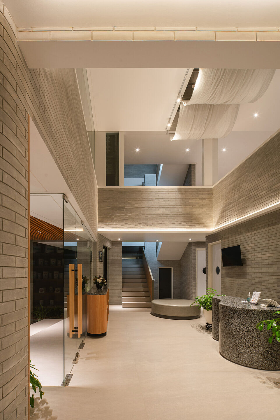 https://archello.com/story/136334/attachments/photos-videos/13 photo_credit Ernest Theofilus