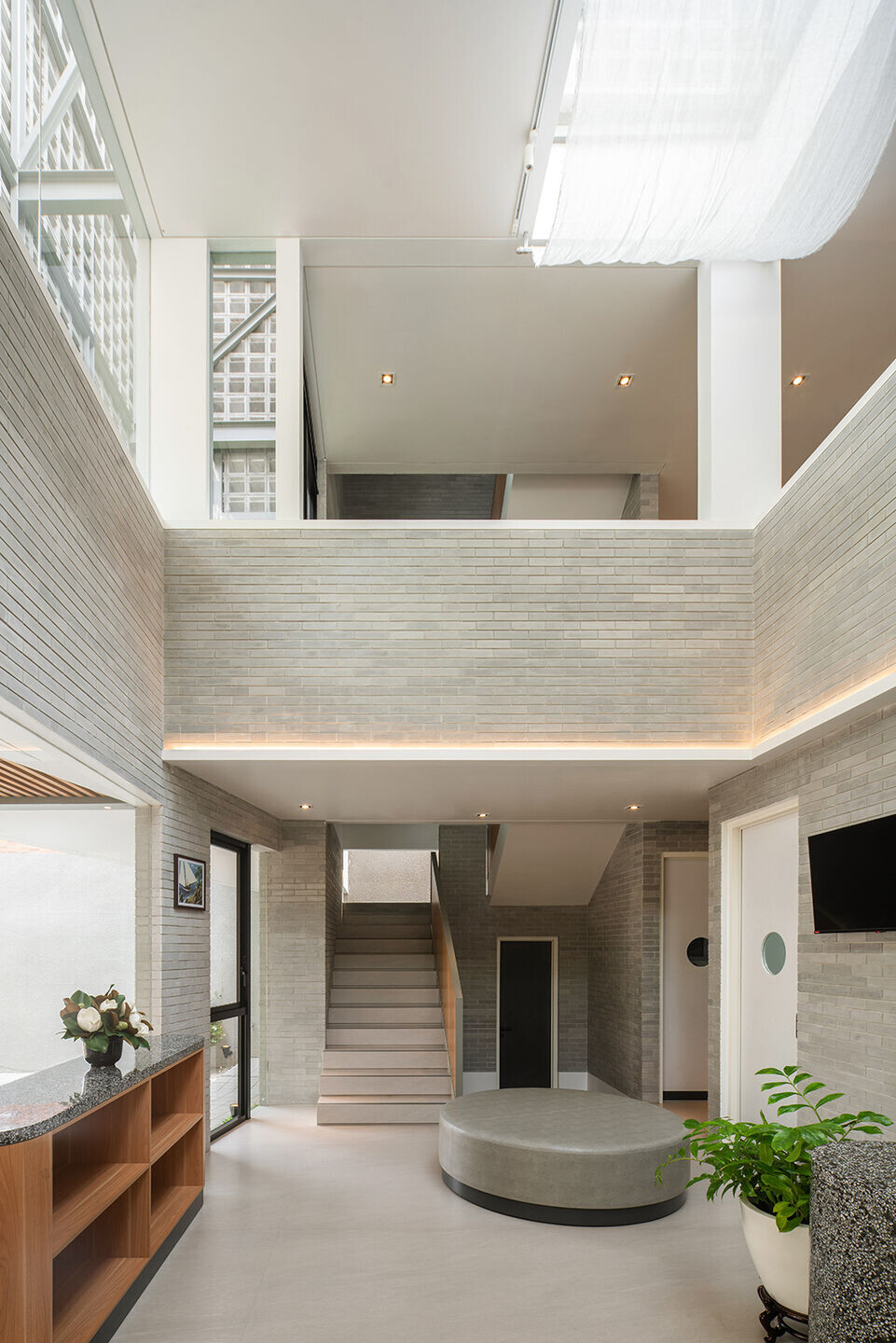 https://archello.com/story/136334/attachments/photos-videos/29 photo_credit Ernest Theofilus