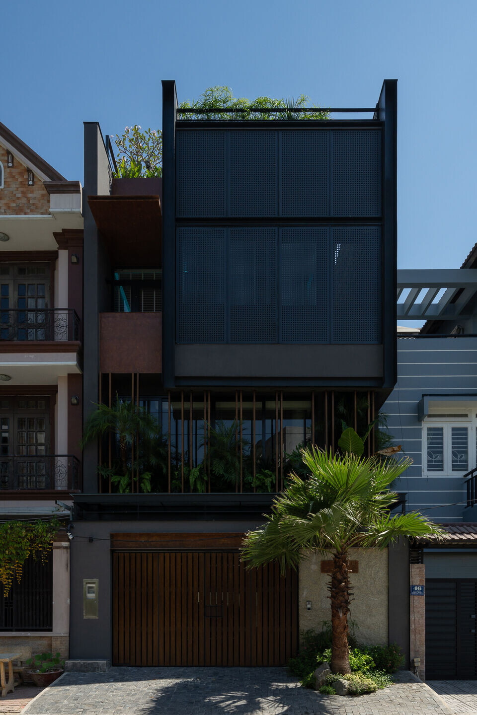 https://archello.com/story/136396/attachments/photos-videos/15 photo_credit Quang Dam