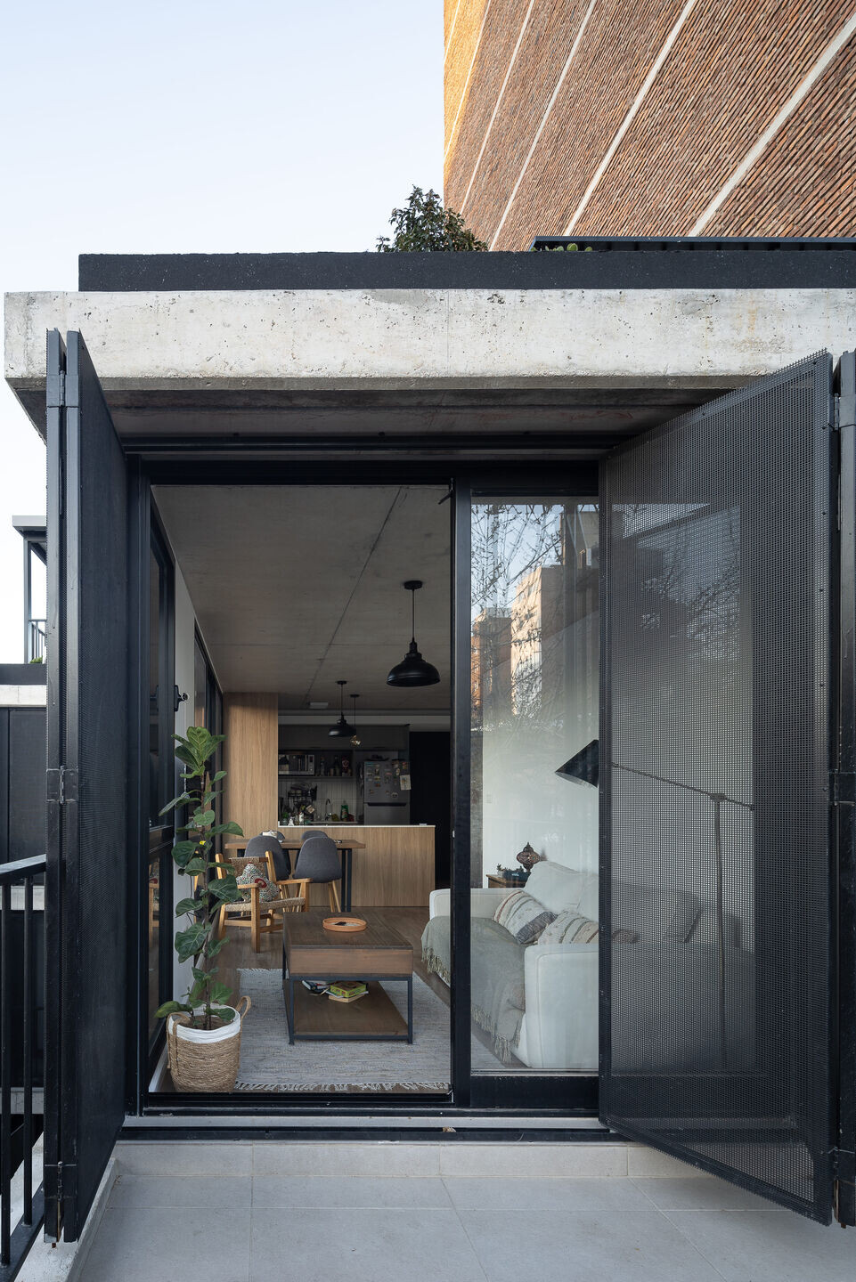 https://archello.com/story/136447/attachments/photos-videos/6 photo_credit Ph. by Marcos Guiponi