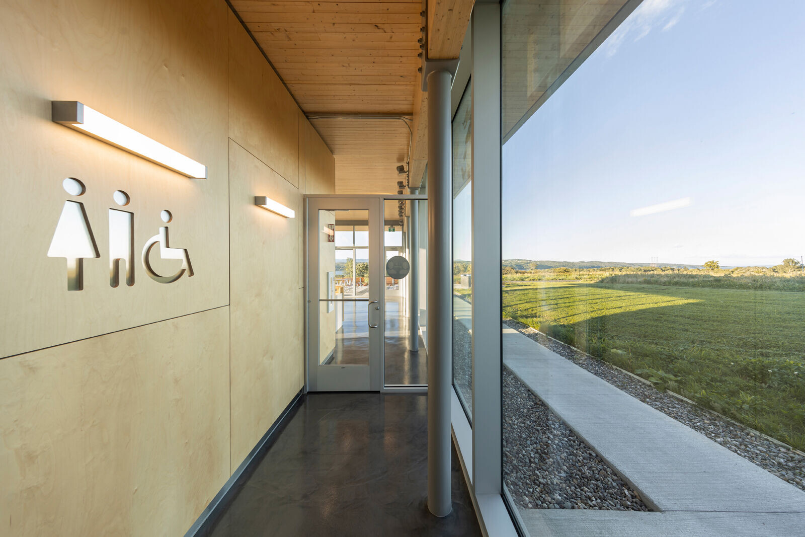 https://archello.com/story/136475/attachments/photos-videos/9