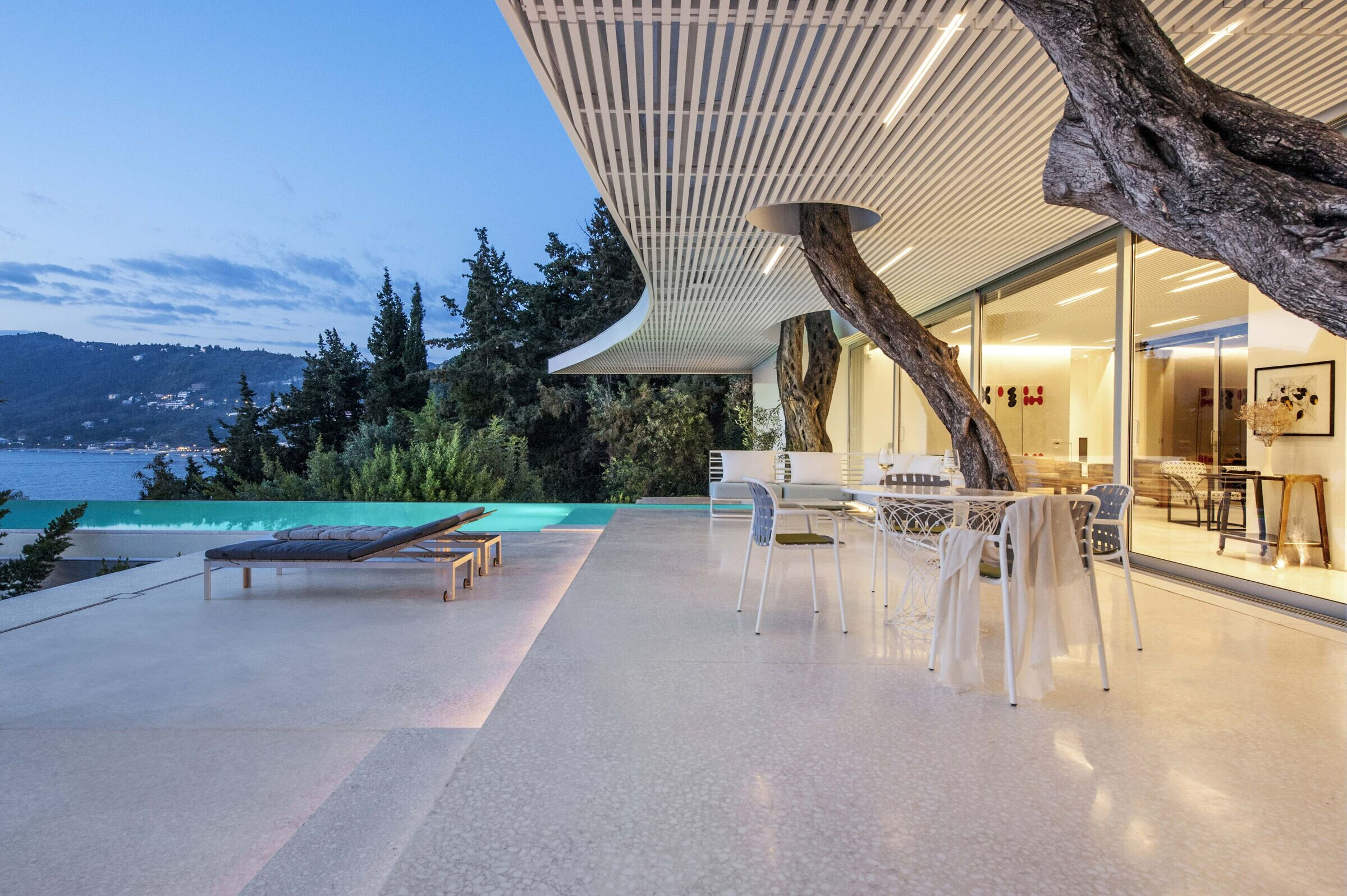 https://archello.com/story/136513/attachments/photos-videos/10 photo_credit Julia Klimi