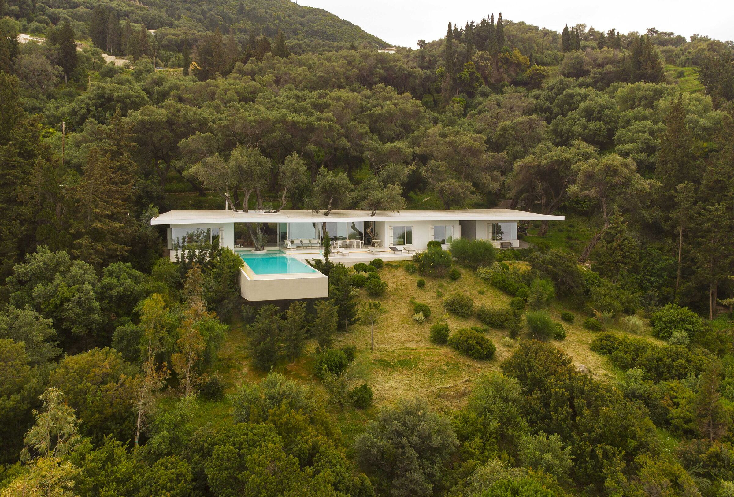 https://archello.com/story/136513/attachments/photos-videos/15 photo_credit Julia Klimi