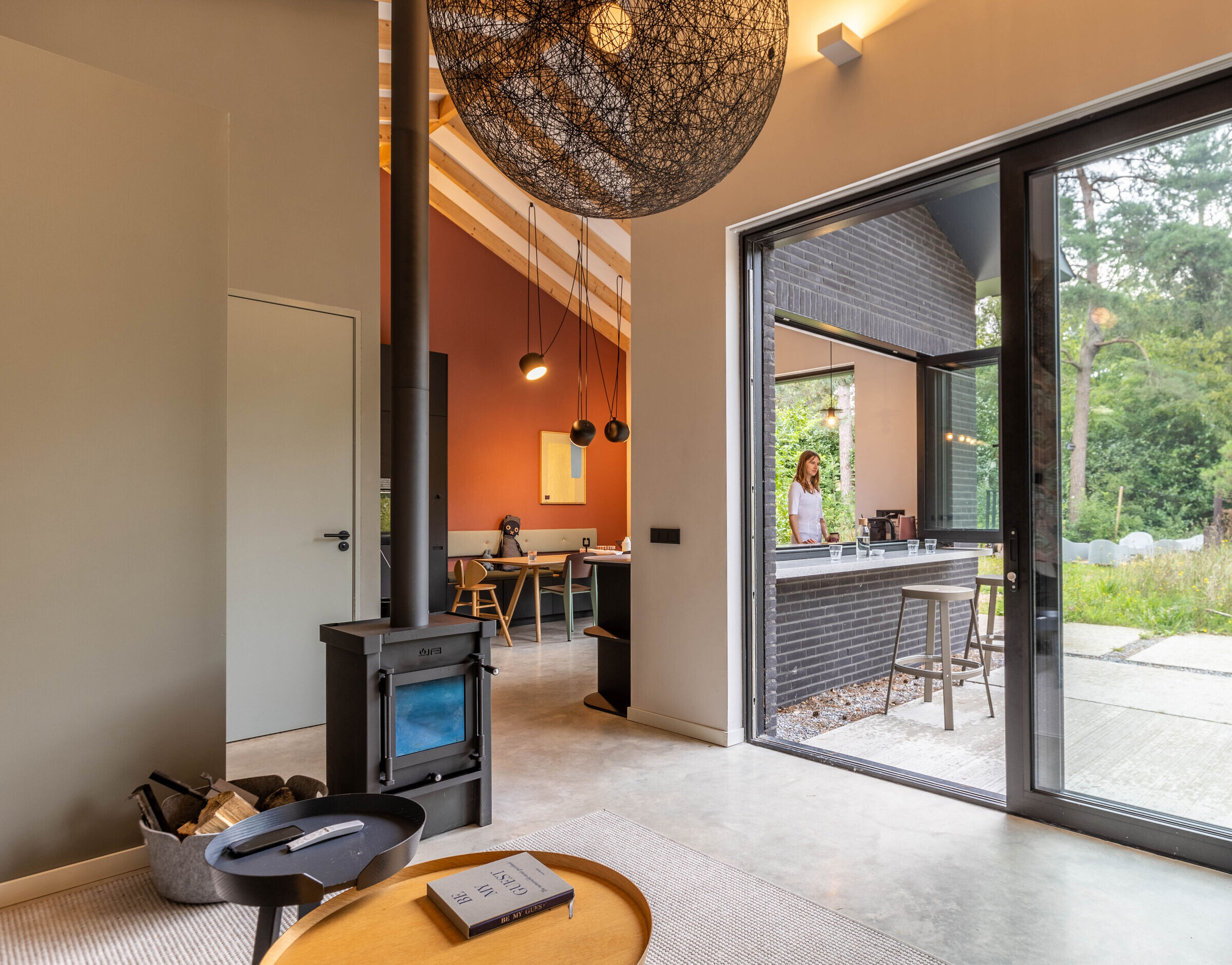 https://archello.com/story/136385/attachments/photos-videos/6